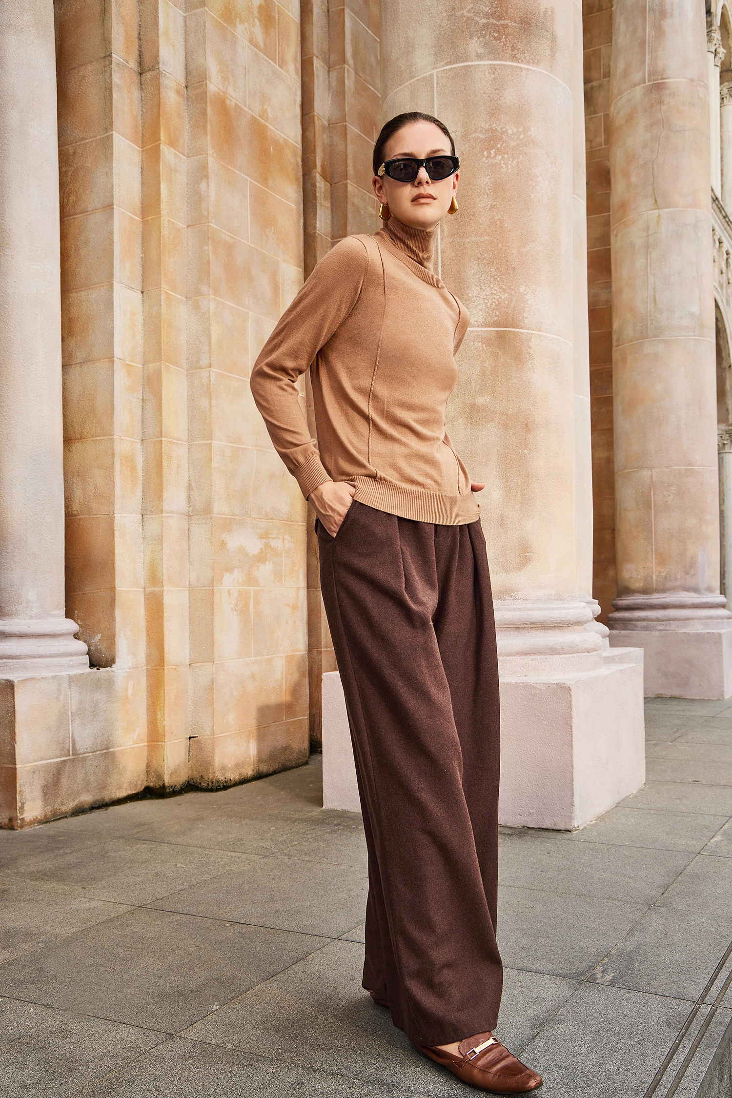 KAMILAN Short-sleeved high-neck sweater top for women in 2025 autumn-winter collection. Knitted top with long sleeves as a base layer.