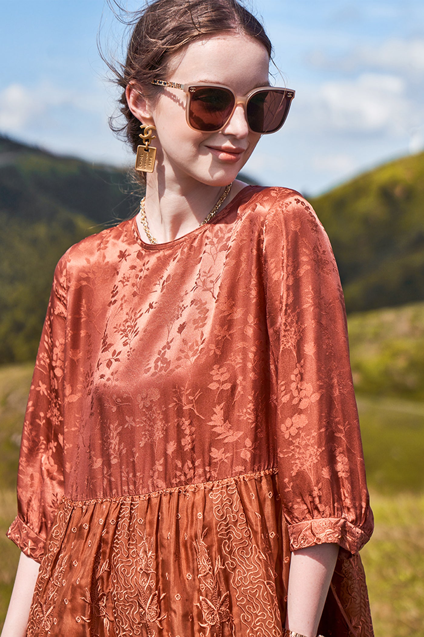 KAMILAN Luxe Embroidered Midi Dress – 2025 Fall New Arrival with 3/4 Sleeves