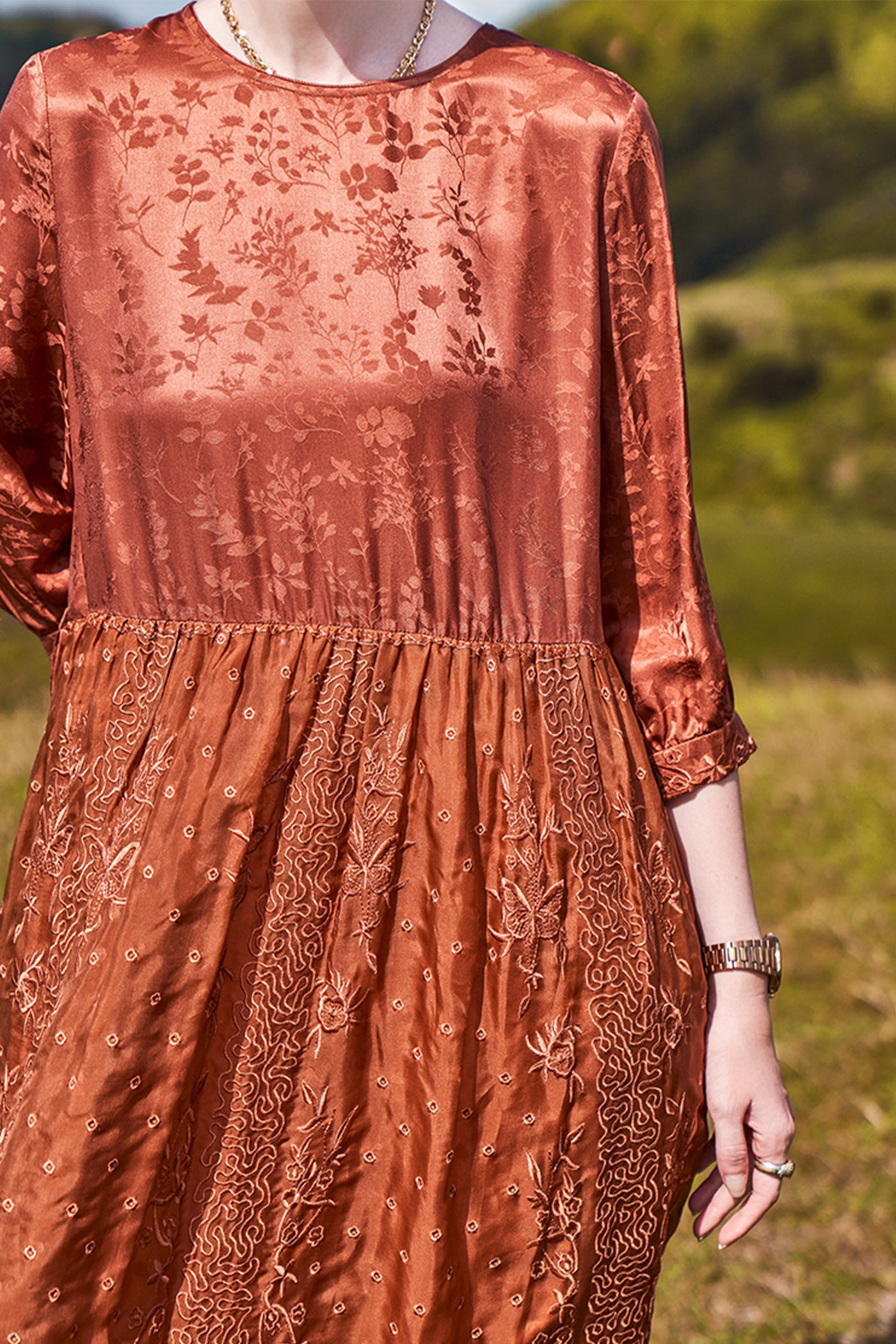 KAMILAN Luxe Embroidered Midi Dress – 2025 Fall New Arrival with 3/4 Sleeves