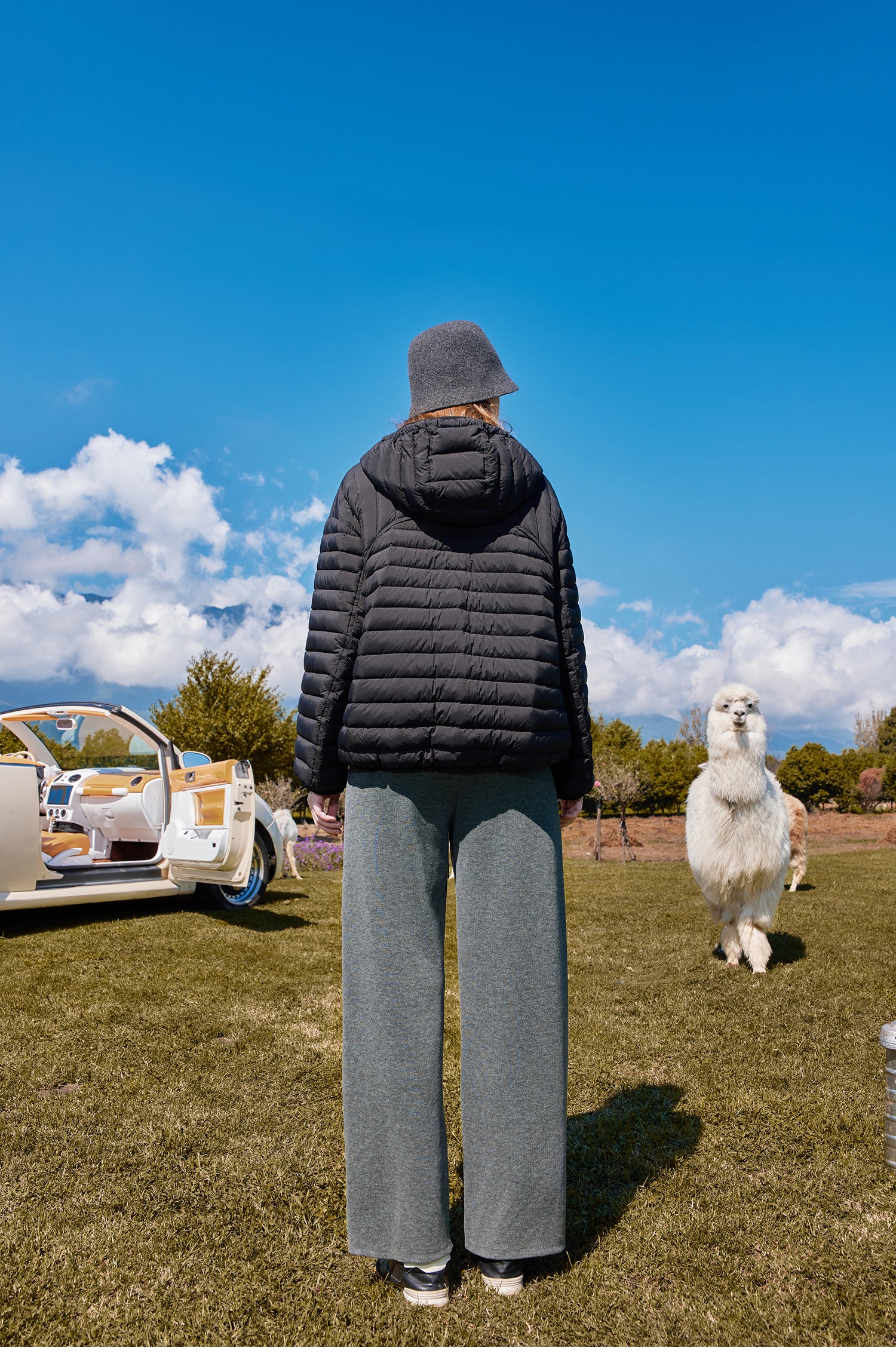 KAMILAN Women's Black Hooded Patchwork Short Down Jacket 2025 Winter New White Duck Down Warm Coat