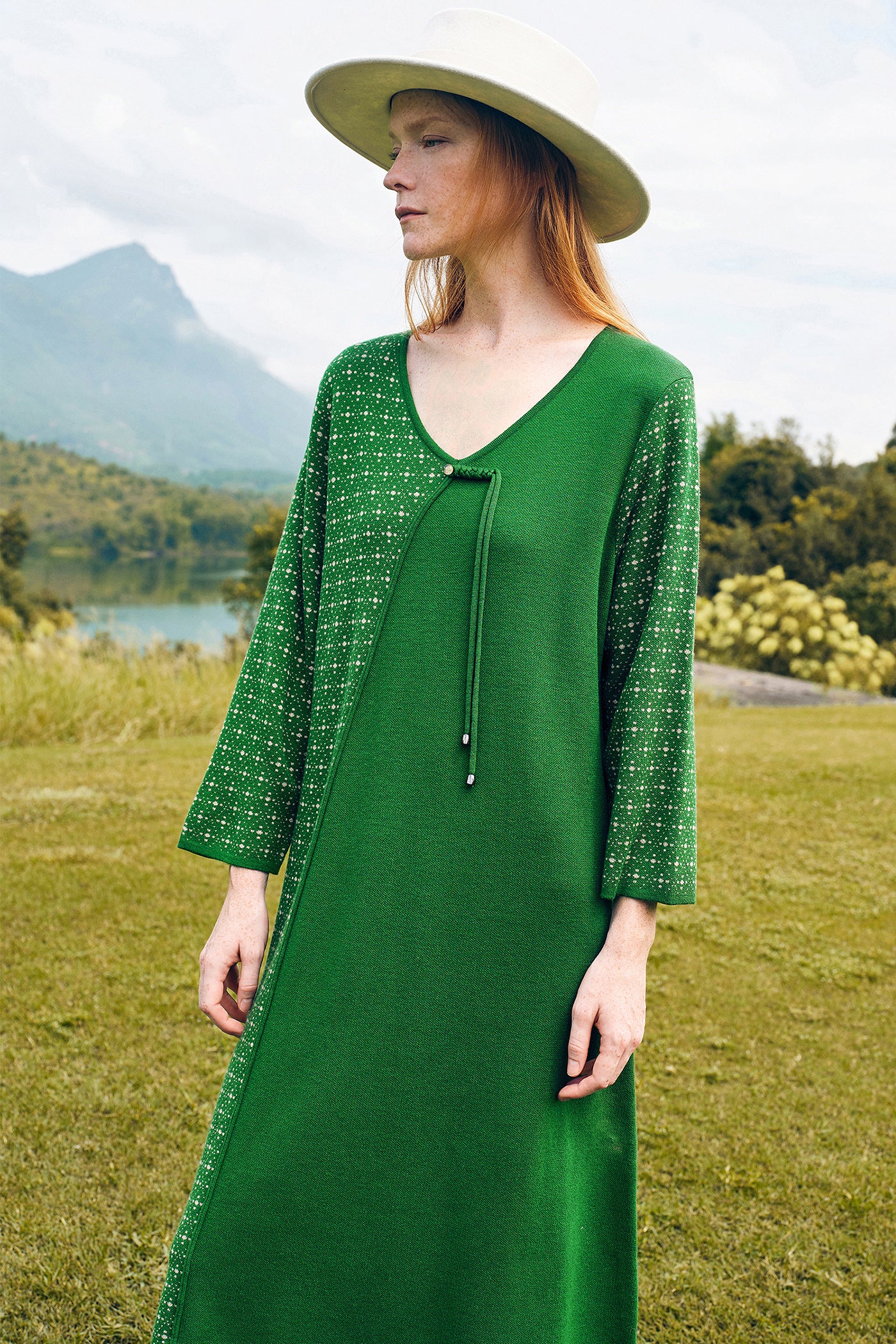 KAMILAN Retro Knit Midi Dress – 2025 Autumn New Patchwork A-Line Sweater Dress