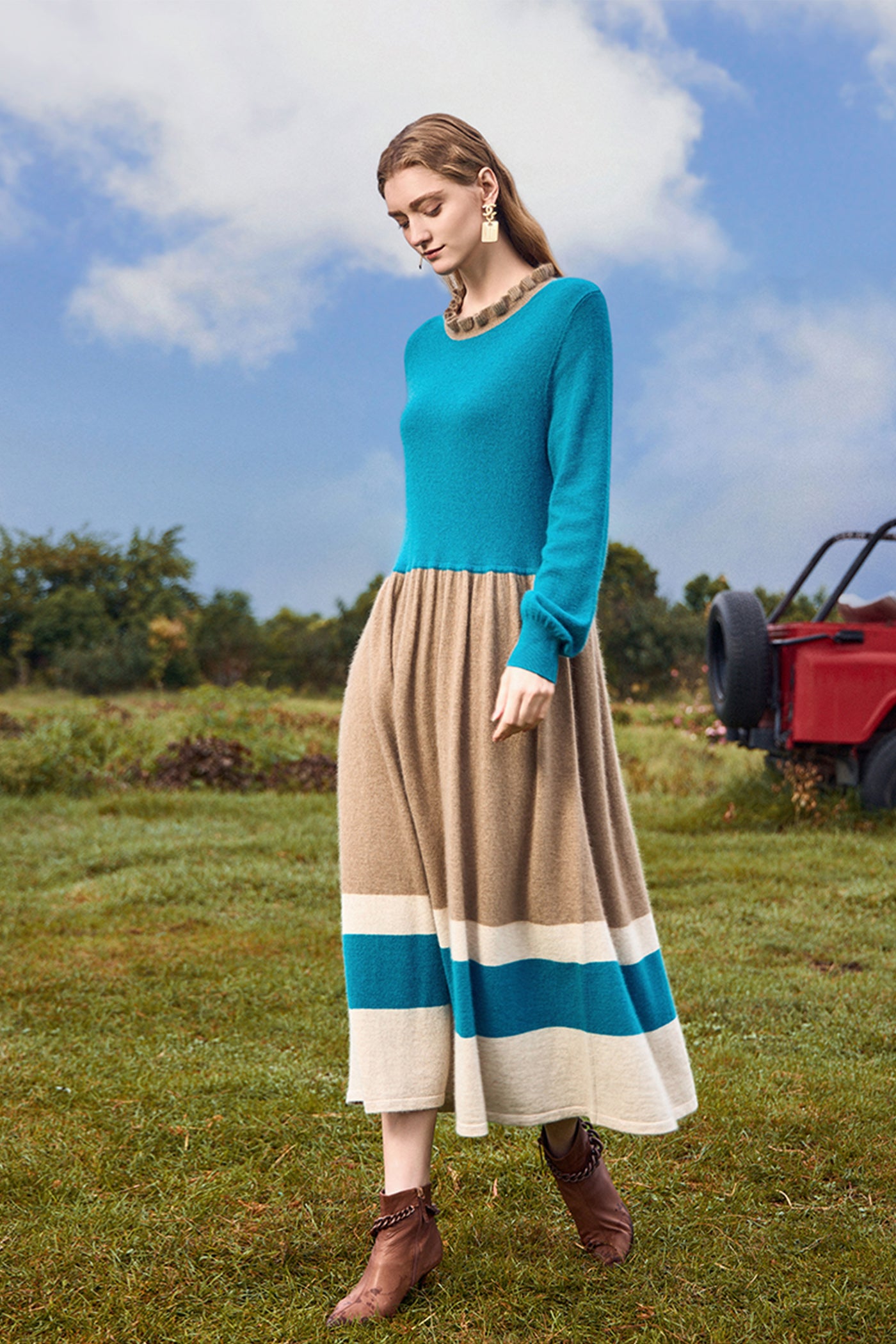 KAMILAN French Chic Knit-Panel Midi Dress – 2025 Autumn New Long-Sleeve Slim-Fit Sweater Dress