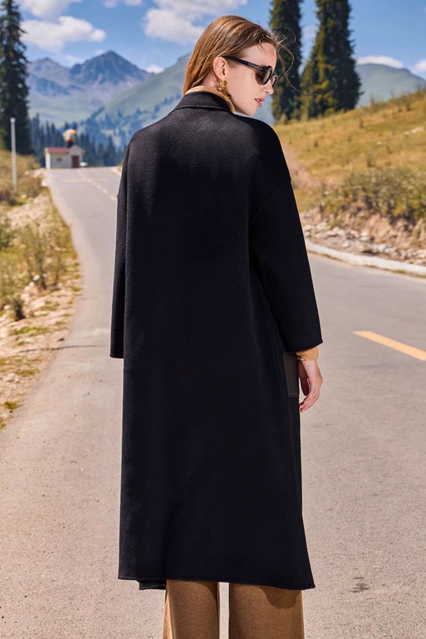 KAMILAN Wool Coat Retro Whimsy with a Soft Silhouette
