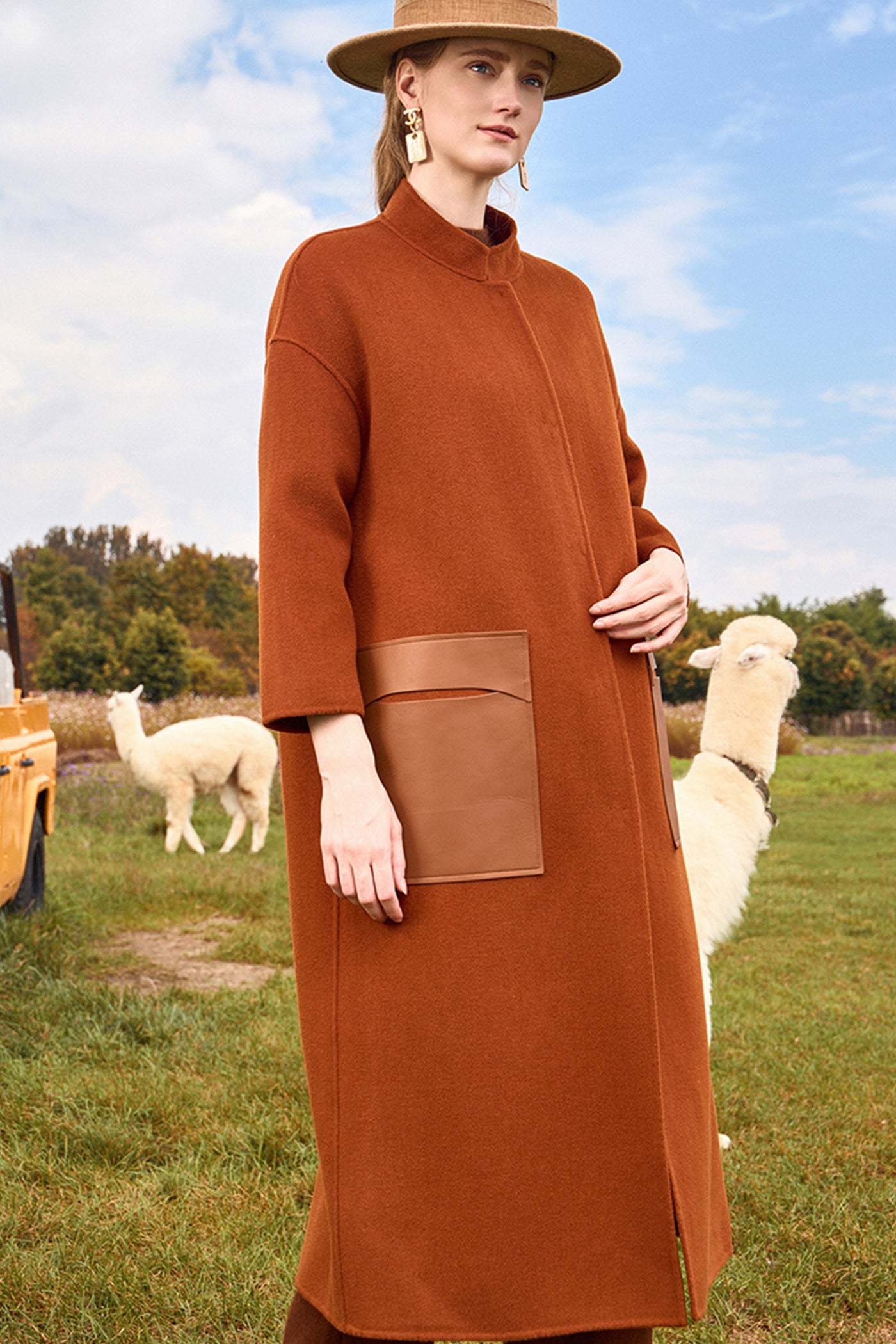 KAMILAN Wool Coat Retro Whimsy with a Soft Silhouette
