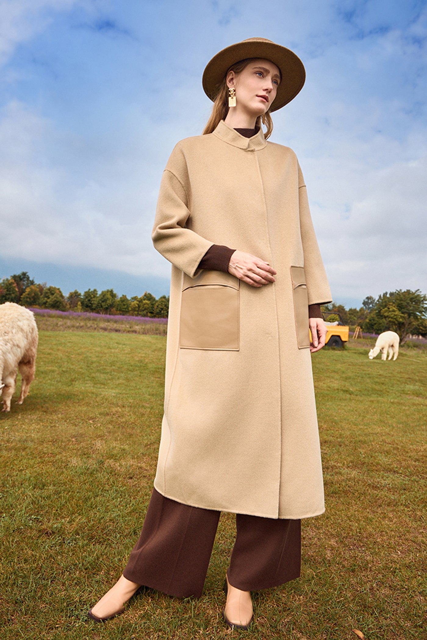 KAMILAN Wool Coat Retro Whimsy with a Soft Silhouette