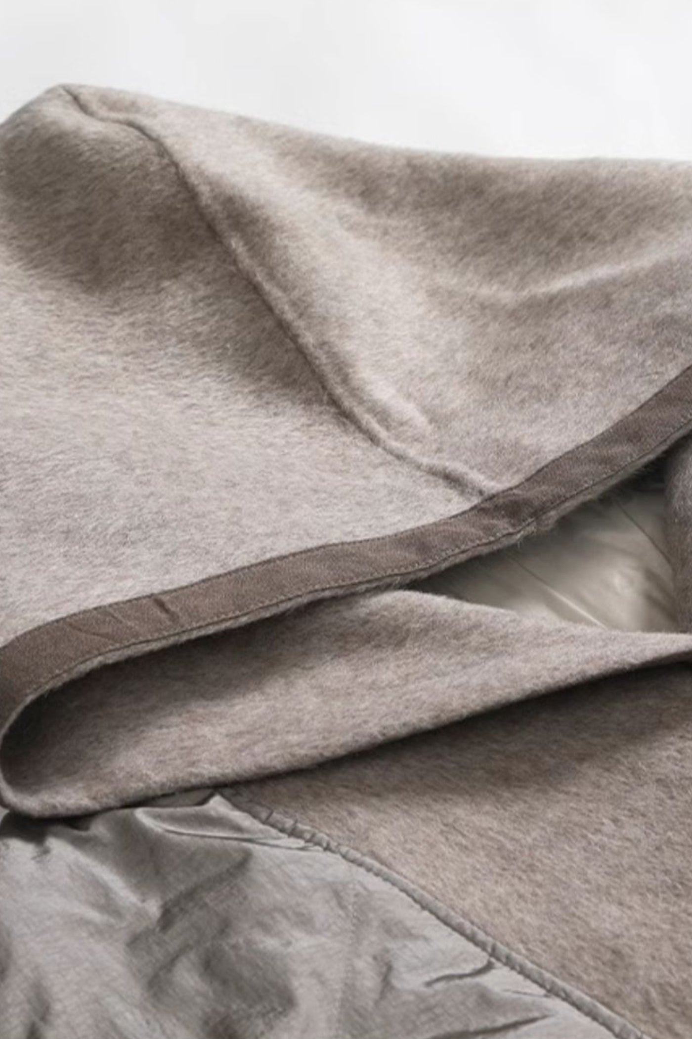 KAMILAN Hooded Down Coat with Wool Accents The Poetic Balance of Structure and Warmth