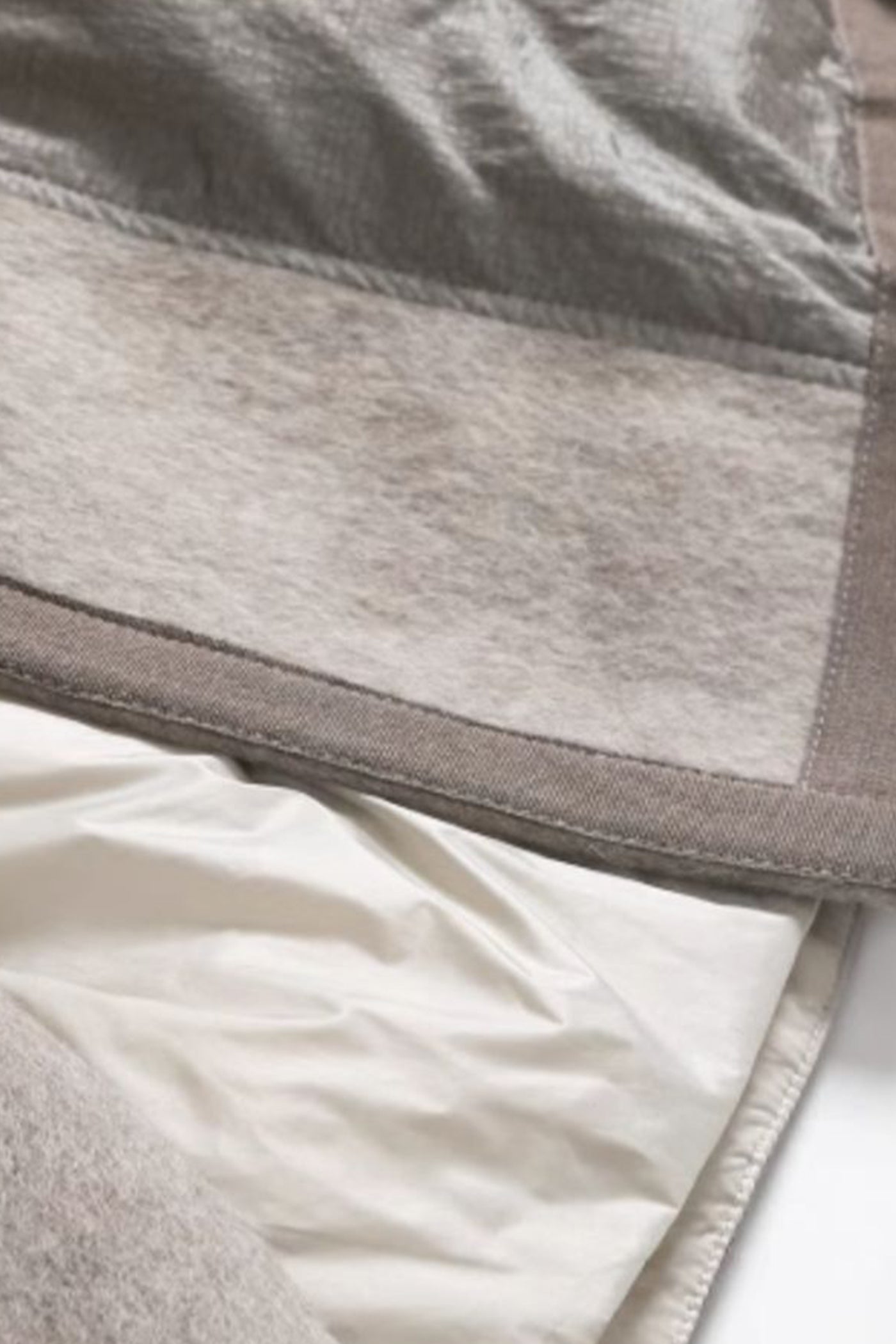 KAMILAN Hooded Down Coat with Wool Accents The Poetic Balance of Structure and Warmth