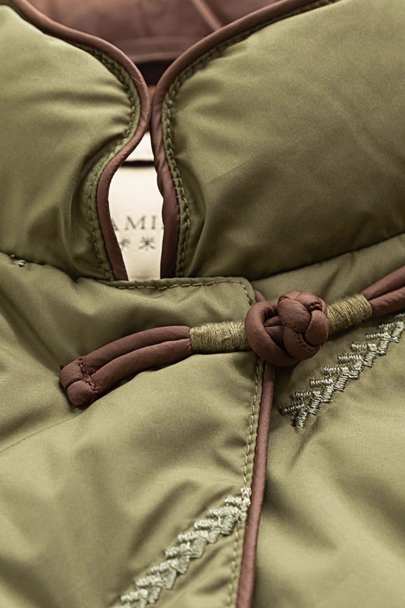 KAMILAN Quilted Mid-Length Down Coat in Sculptural Form