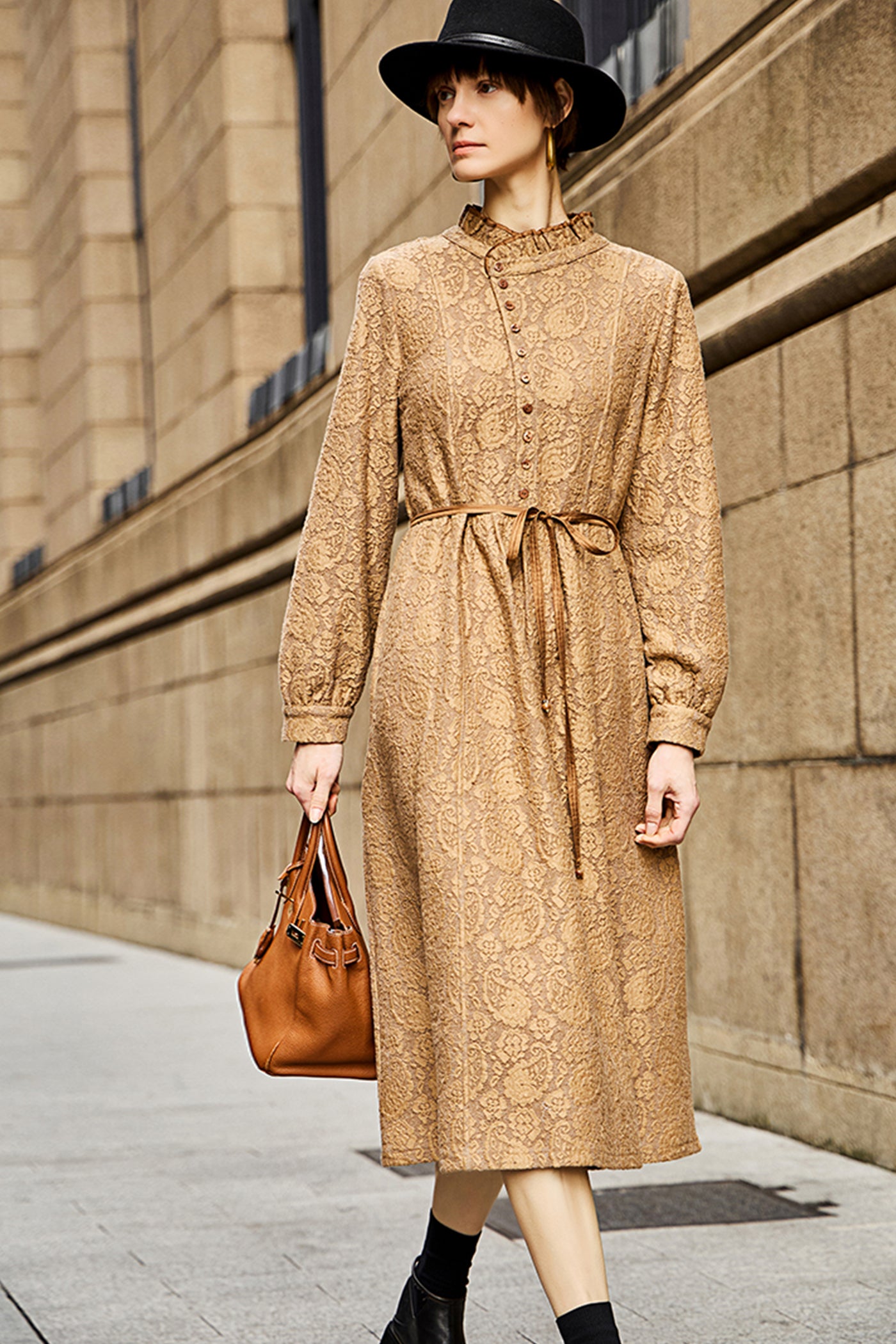 KAMILAN Jacquard Dress with Frilled Collar
