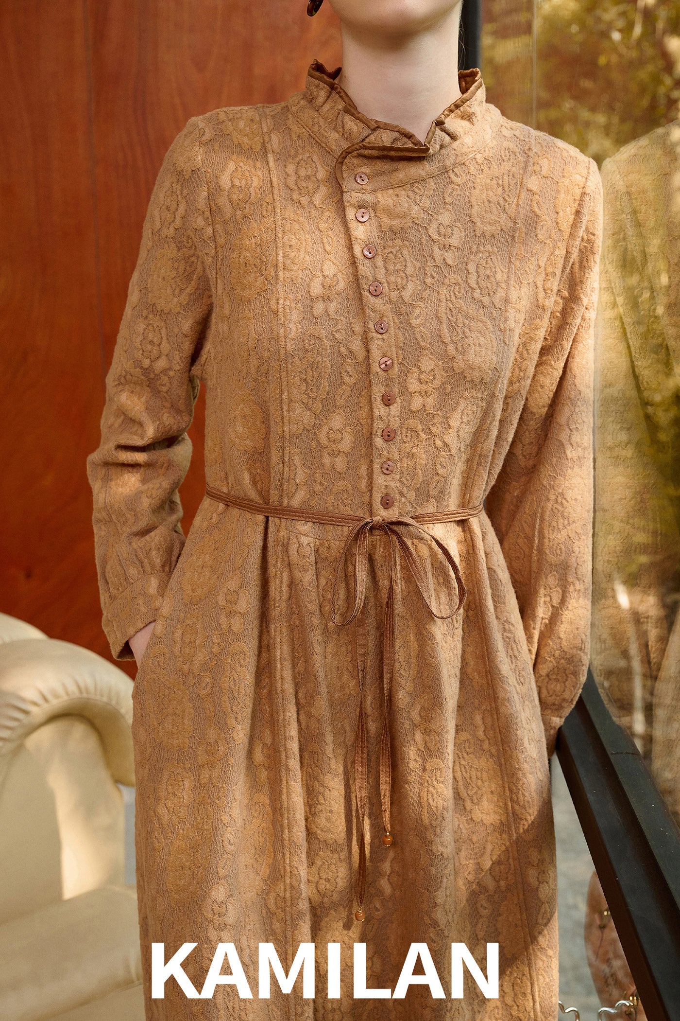 KAMILAN Jacquard Dress with Frilled Collar