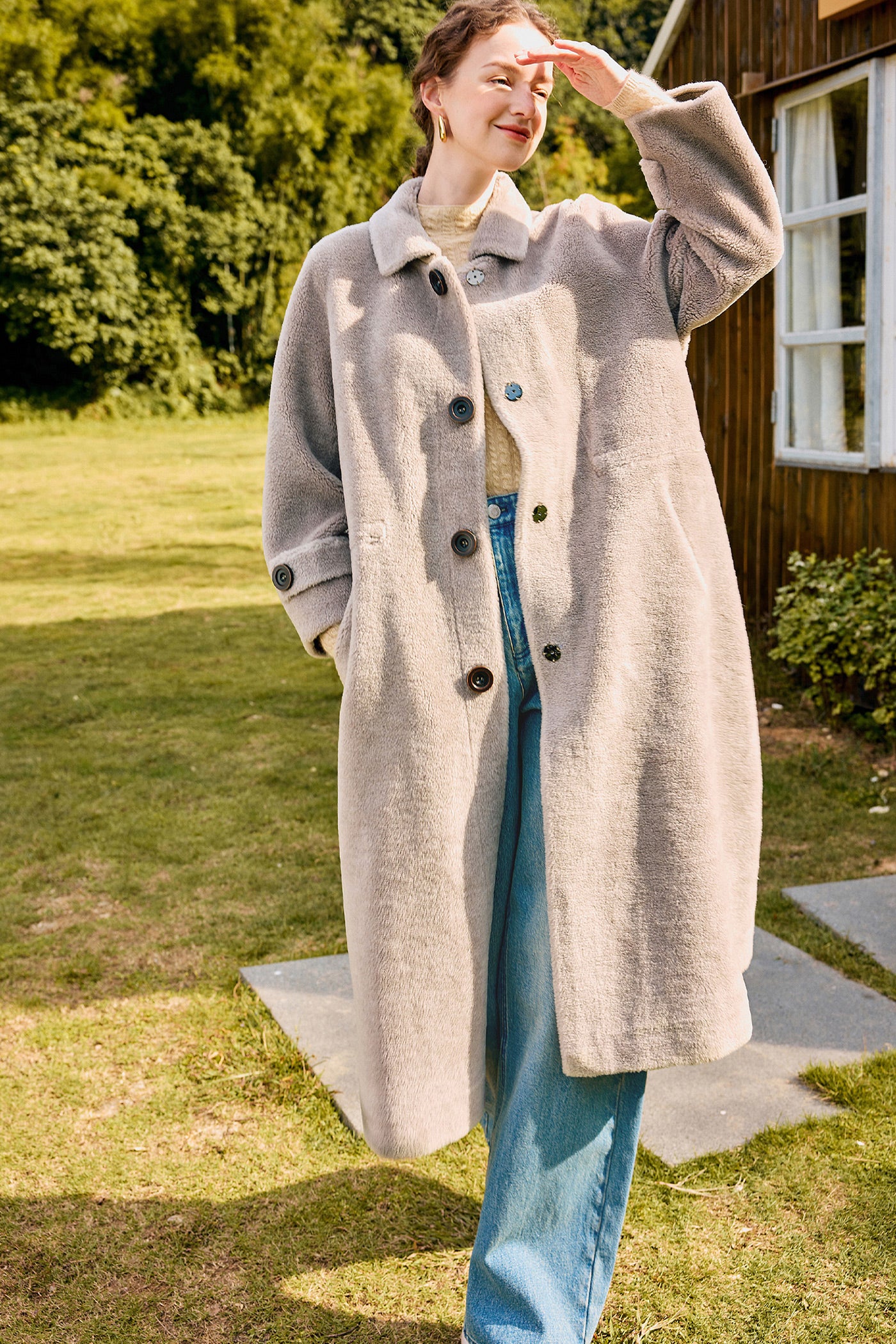 KAMILAN Wool-Blend Long Coat for Autumn/Winter in a Sculpted Silhouette