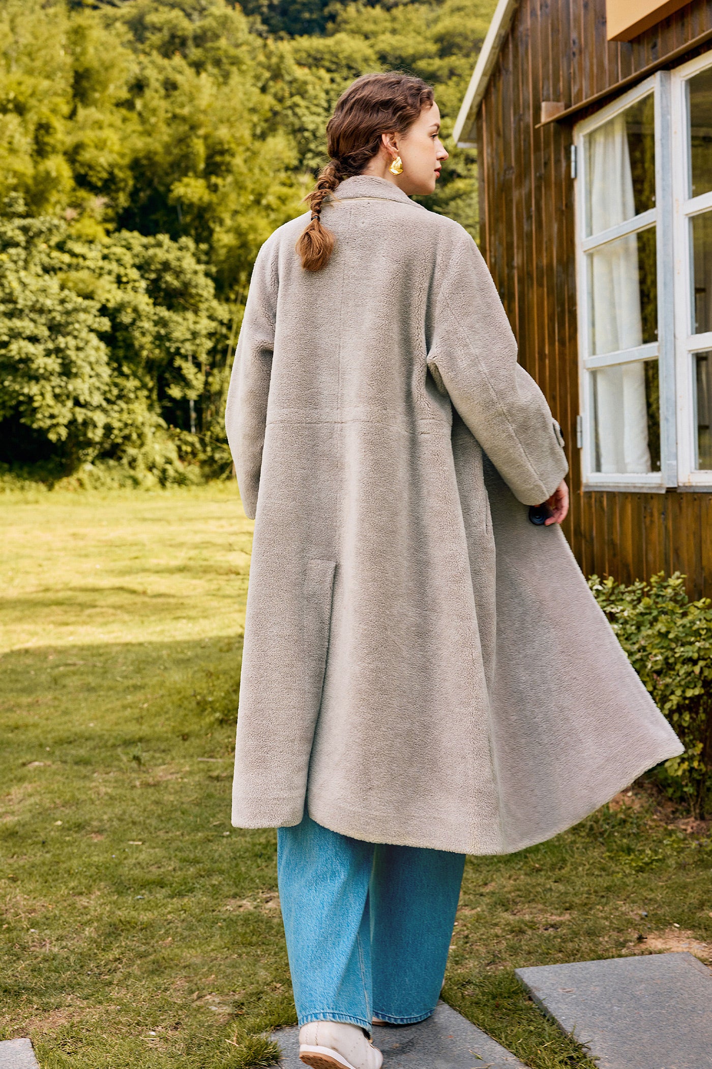 KAMILAN Wool-Blend Long Coat for Autumn/Winter in a Sculpted Silhouette