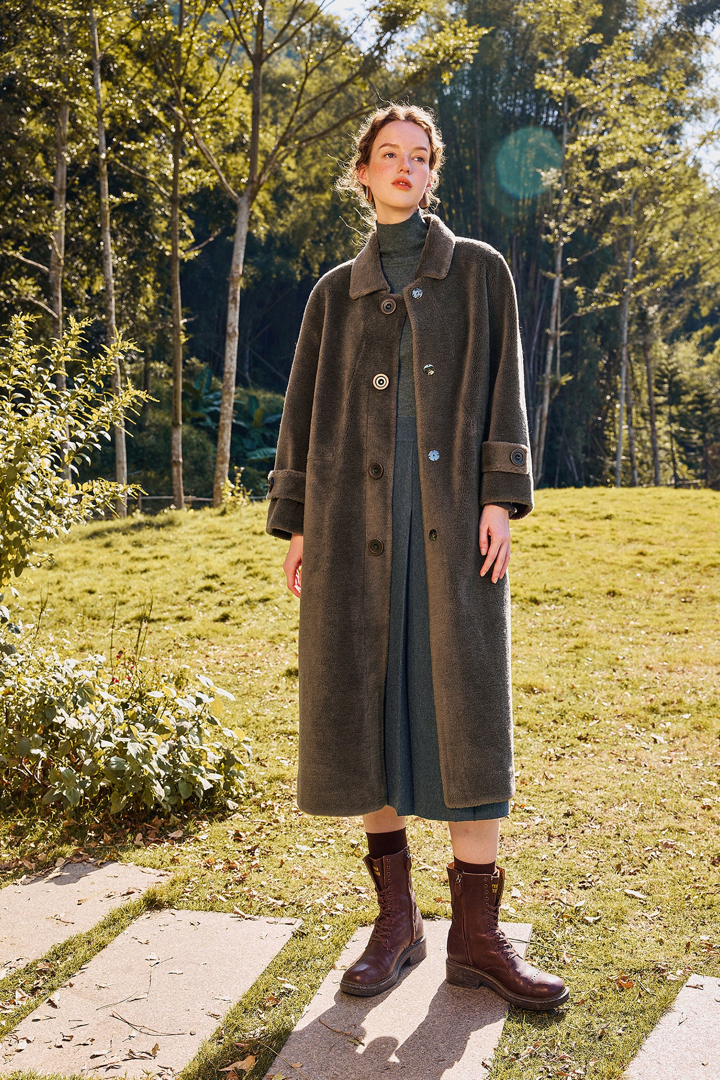 KAMILAN Wool-Blend Long Coat for Autumn/Winter in a Sculpted Silhouette