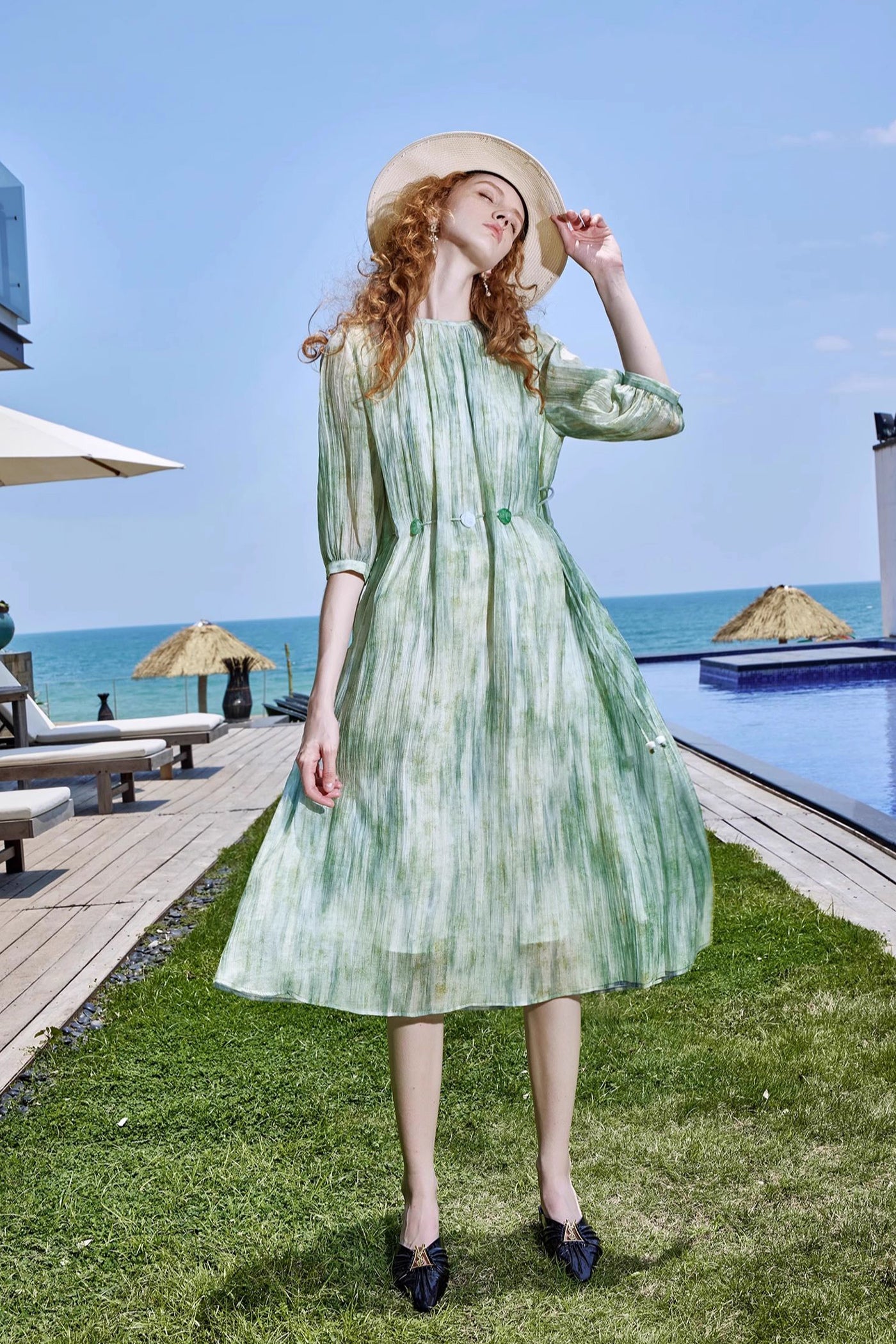 KAMILAN French-Inspired Gradient Dress High Waist with Relaxed Silhouette