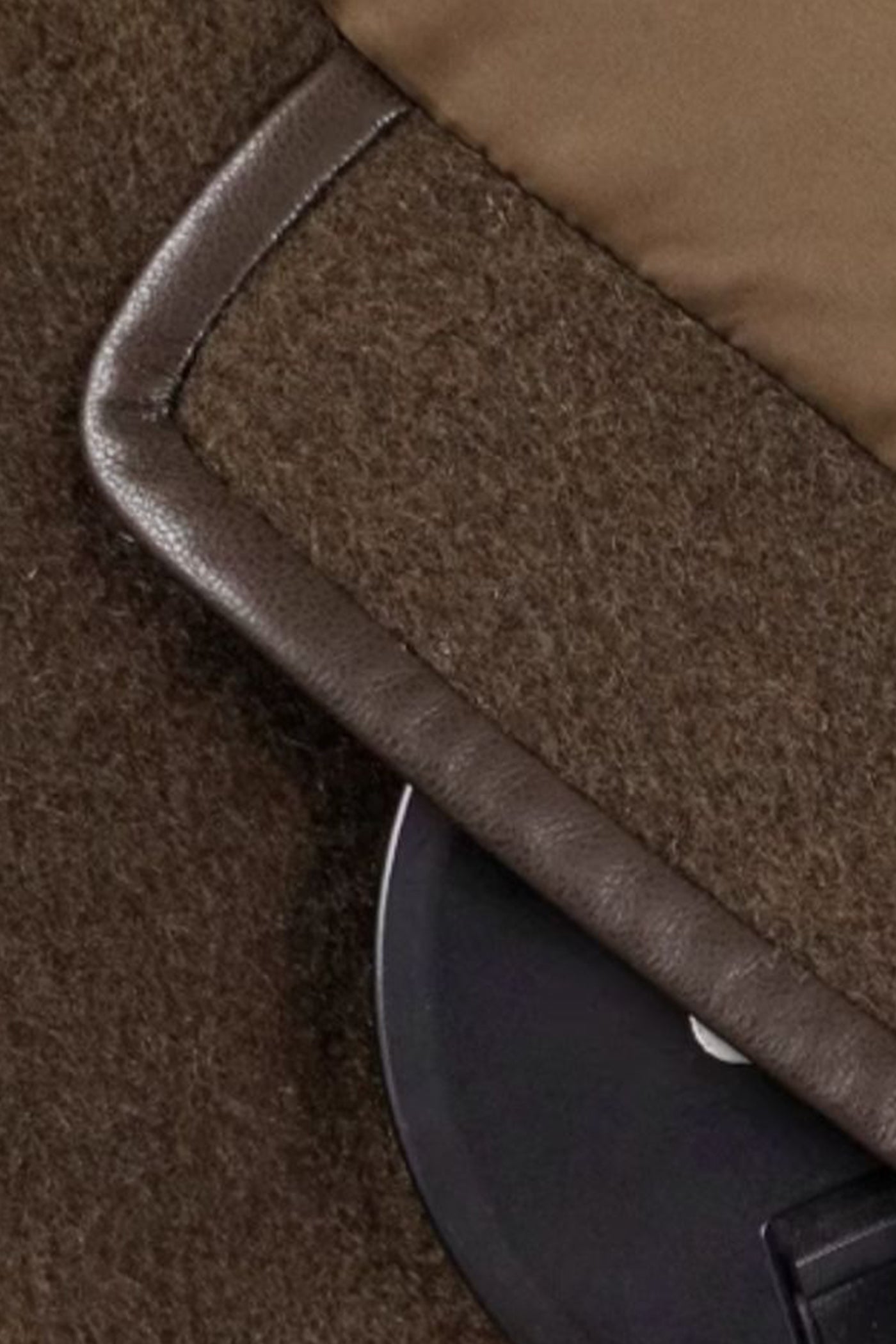 KAMILAN Two-Tone Hooded Down Coat