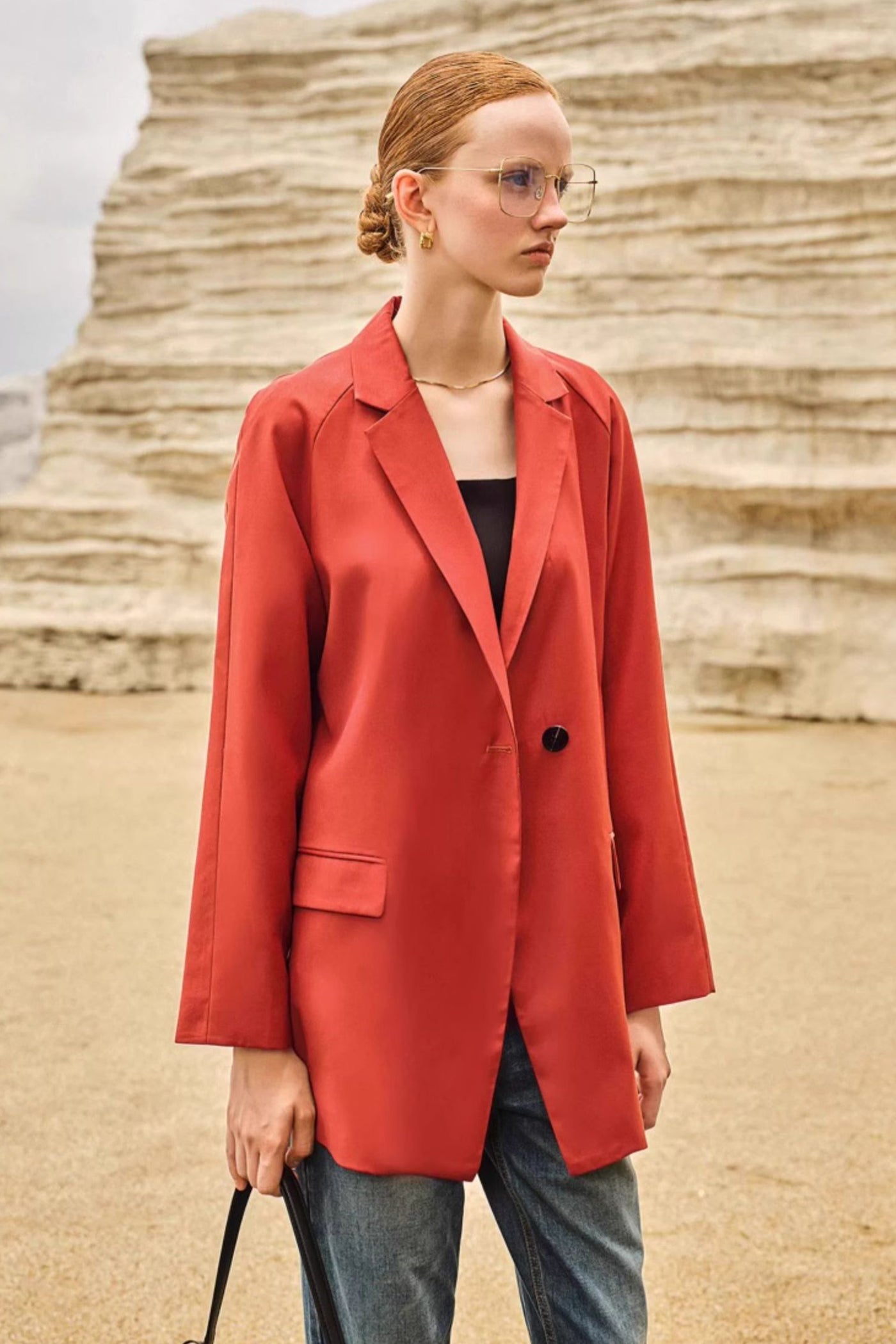 KAMILAN Lightweight Tailored Blazer in Burnt Orange