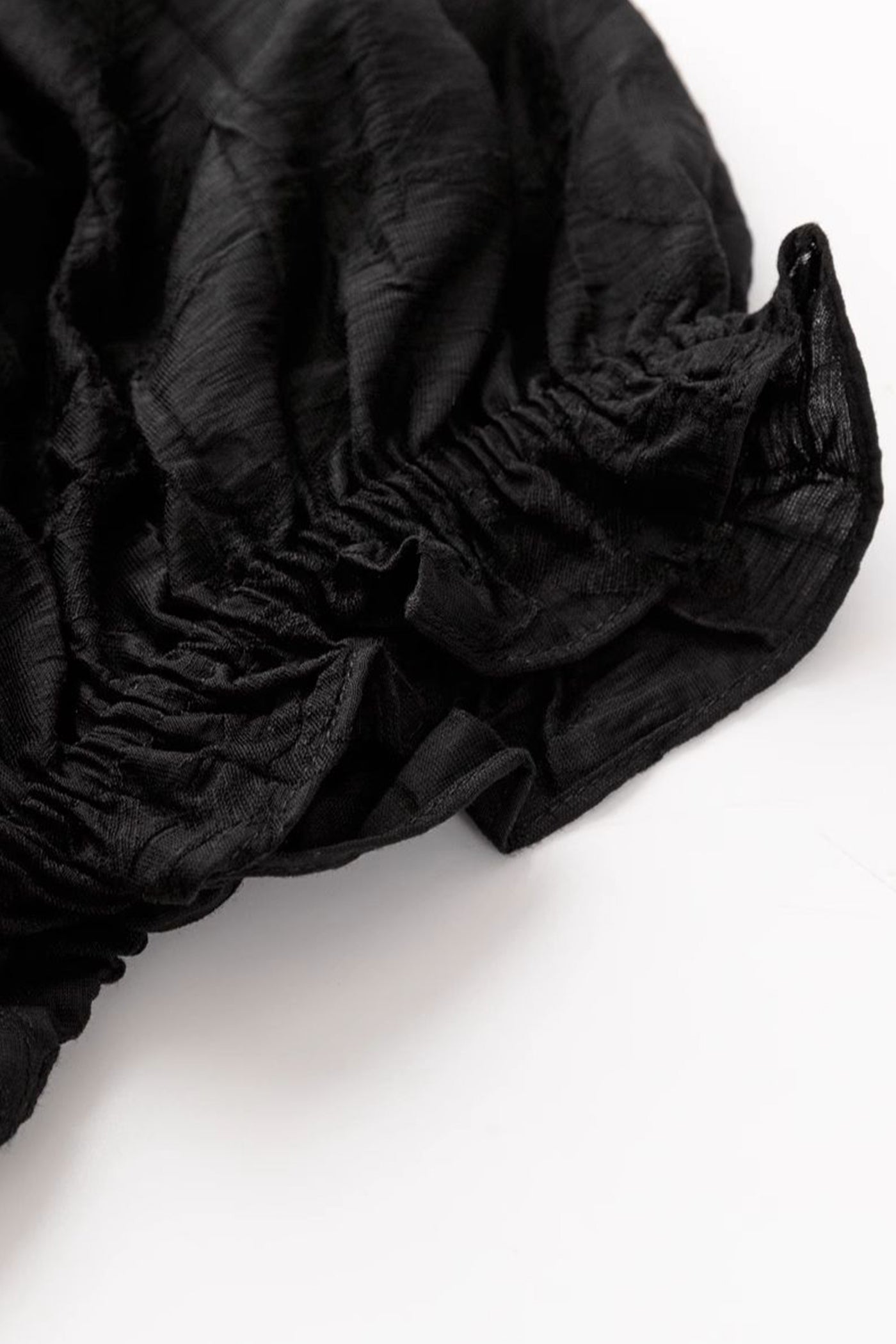 KAMILAN Slim-Fit Black Puff Sleeve Dress