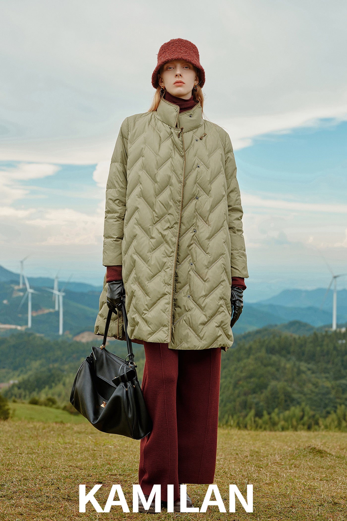 KAMILAN Quilted Down Coat with Structured Stand Collar and Mid-Length Silhouette