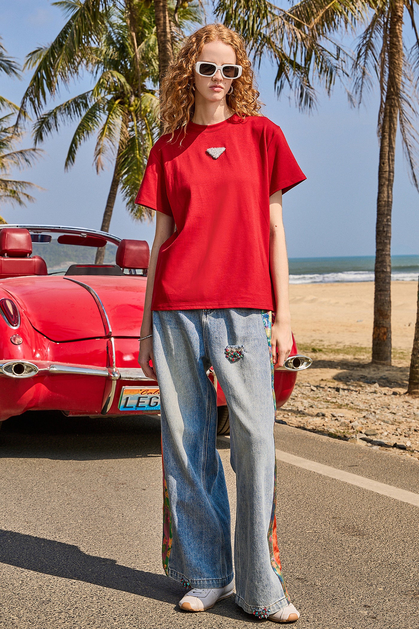 KAMILAN Crewneck Tee with Beaded Detail