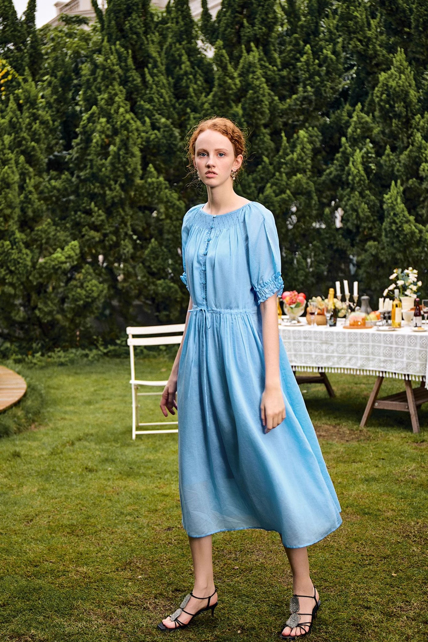KAMILAN Gathered Midi Dress with Delicate Tie Detailing