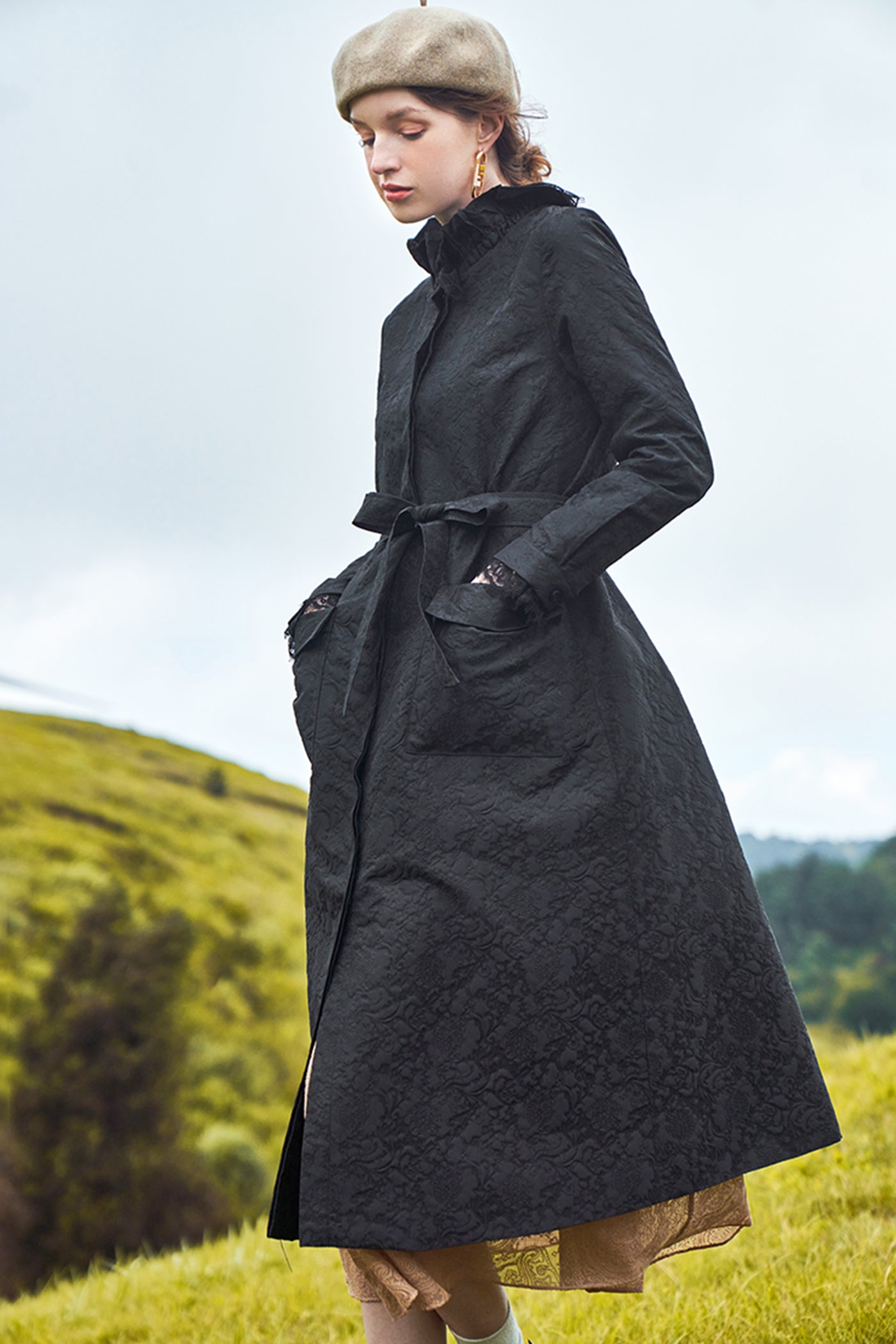 KAMILAN Mid-Length Jacquard Trench Coat with Belted Waist Detail
