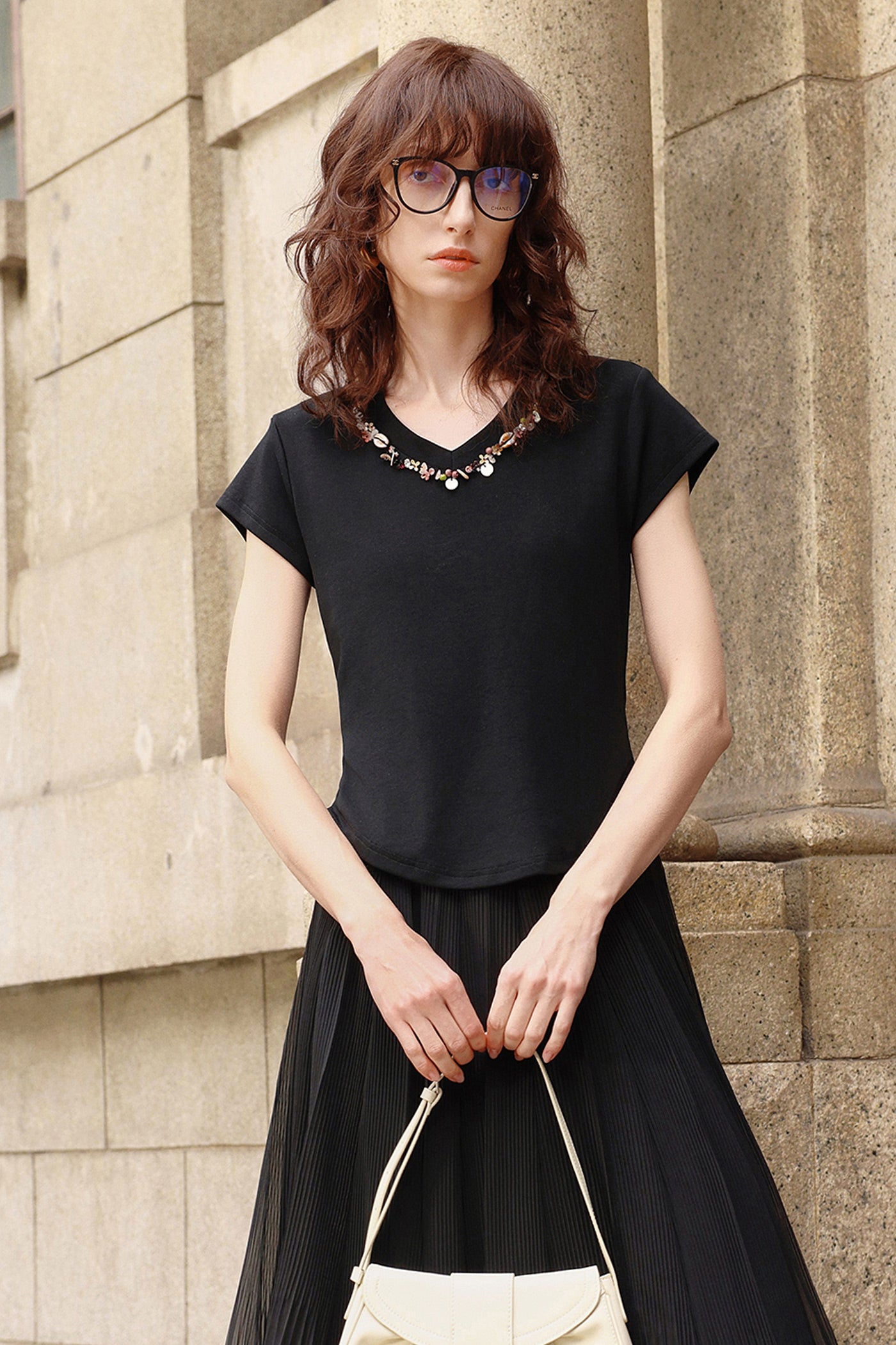 KAMILAN Embellished V-Neck Short-Sleeve Tee