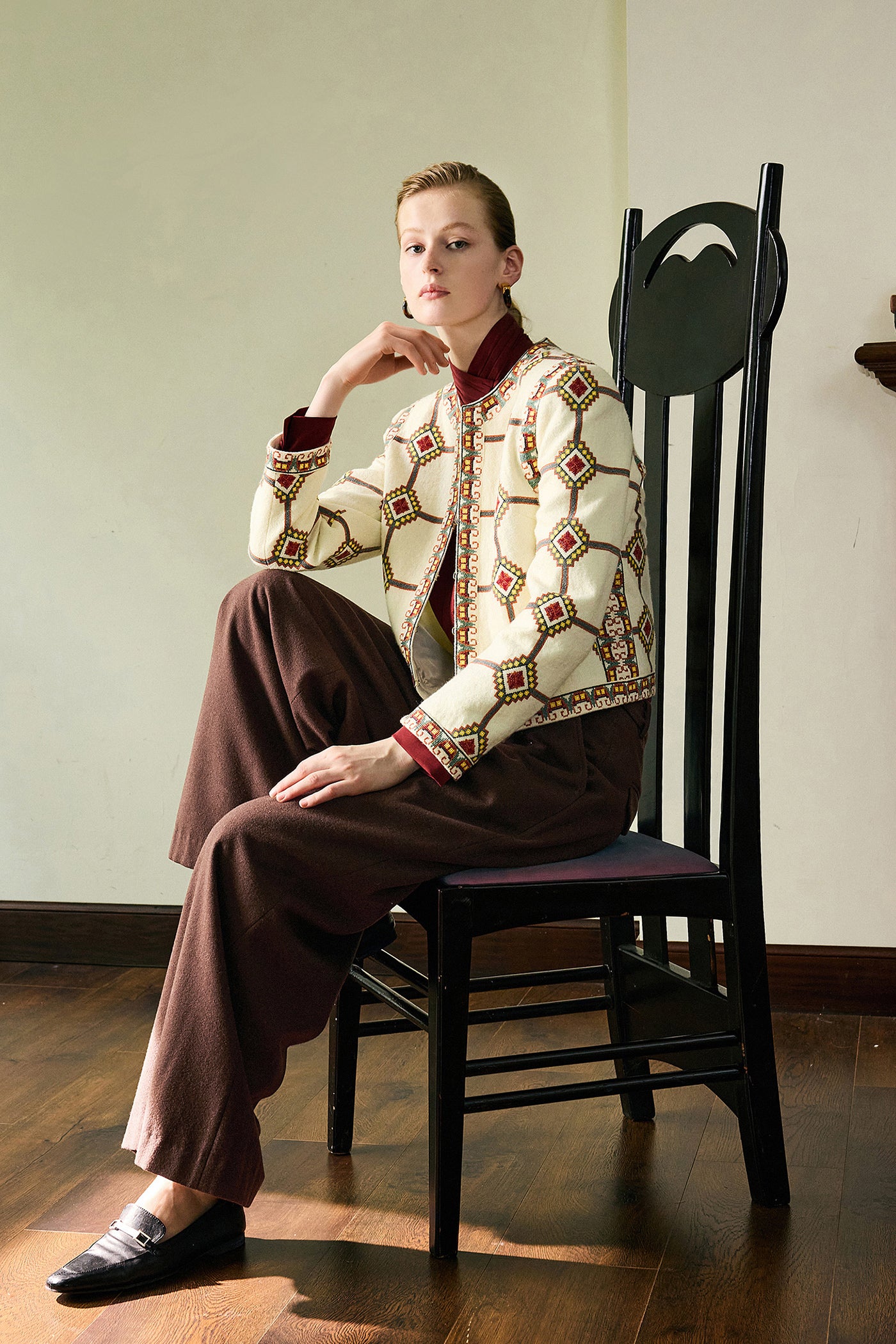 KAMILAN Women's Wool Embroidered Jacket – French Vintage Style Long-Sleeve Coat