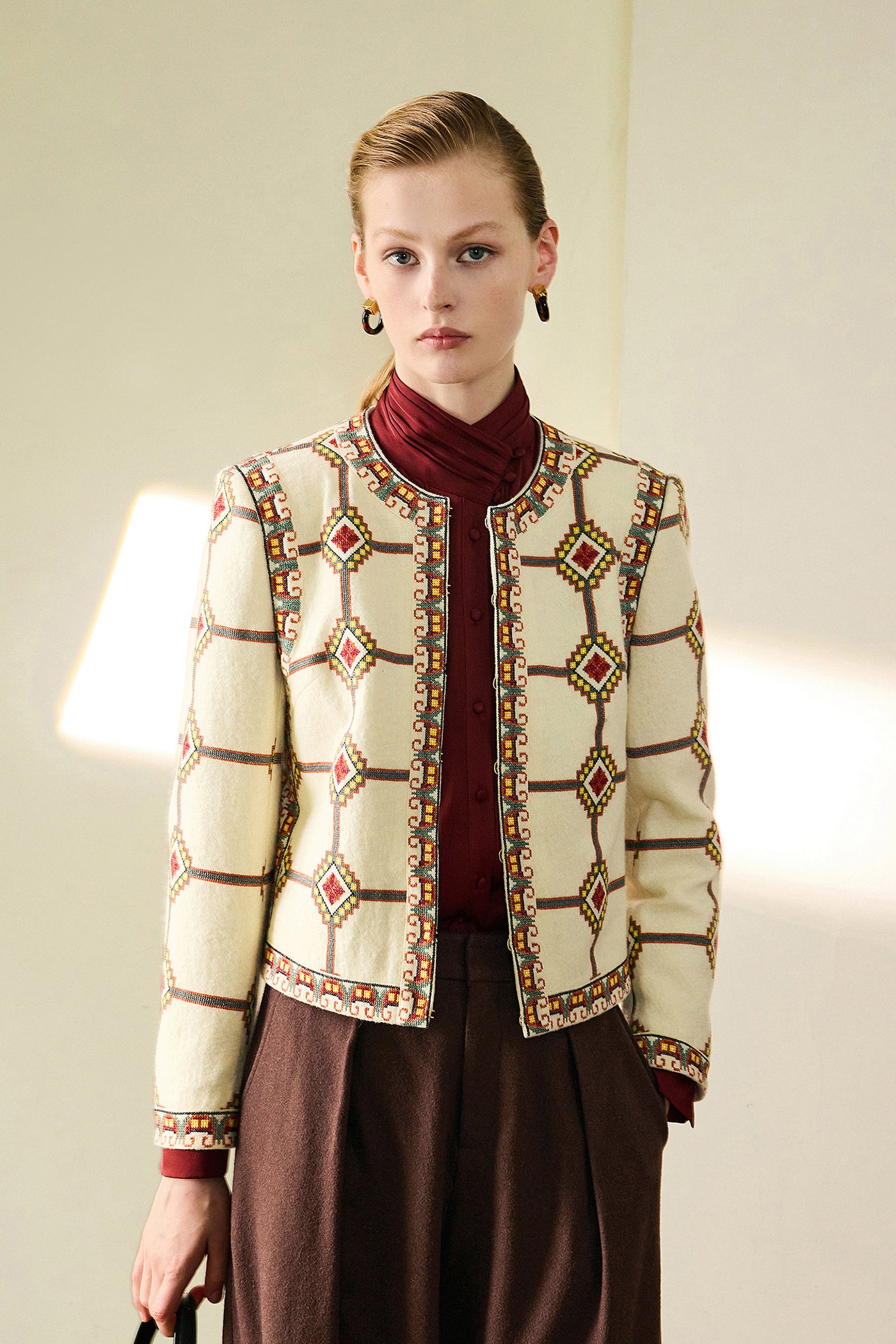 KAMILAN Women's Wool Embroidered Jacket – French Vintage Style Long-Sleeve Coat