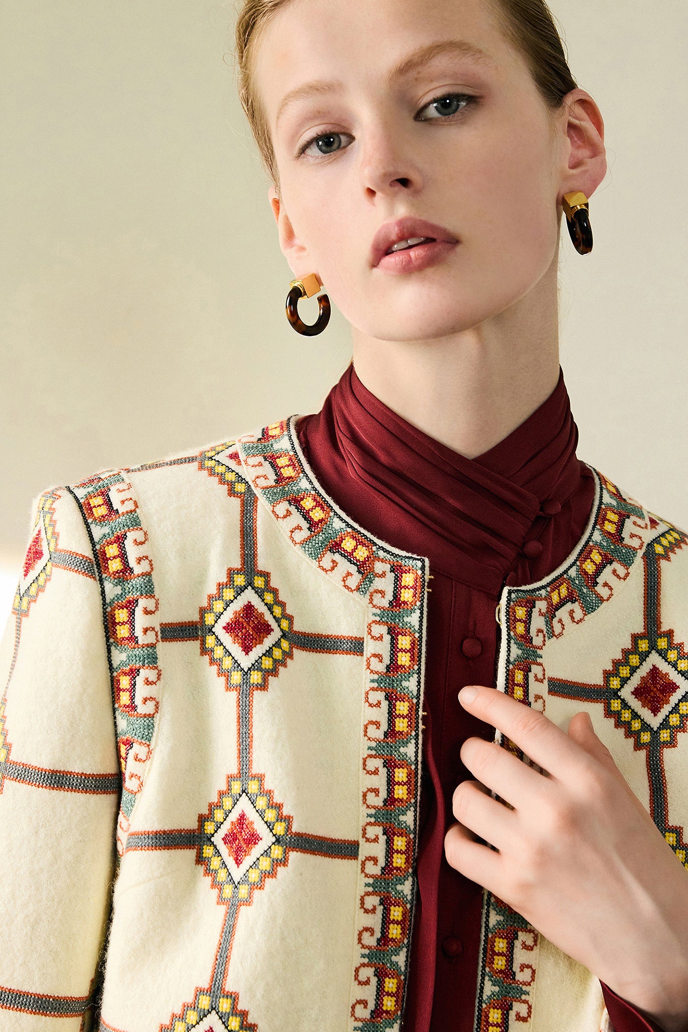 KAMILAN Women's Wool Embroidered Jacket – French Vintage Style Long-Sleeve Coat