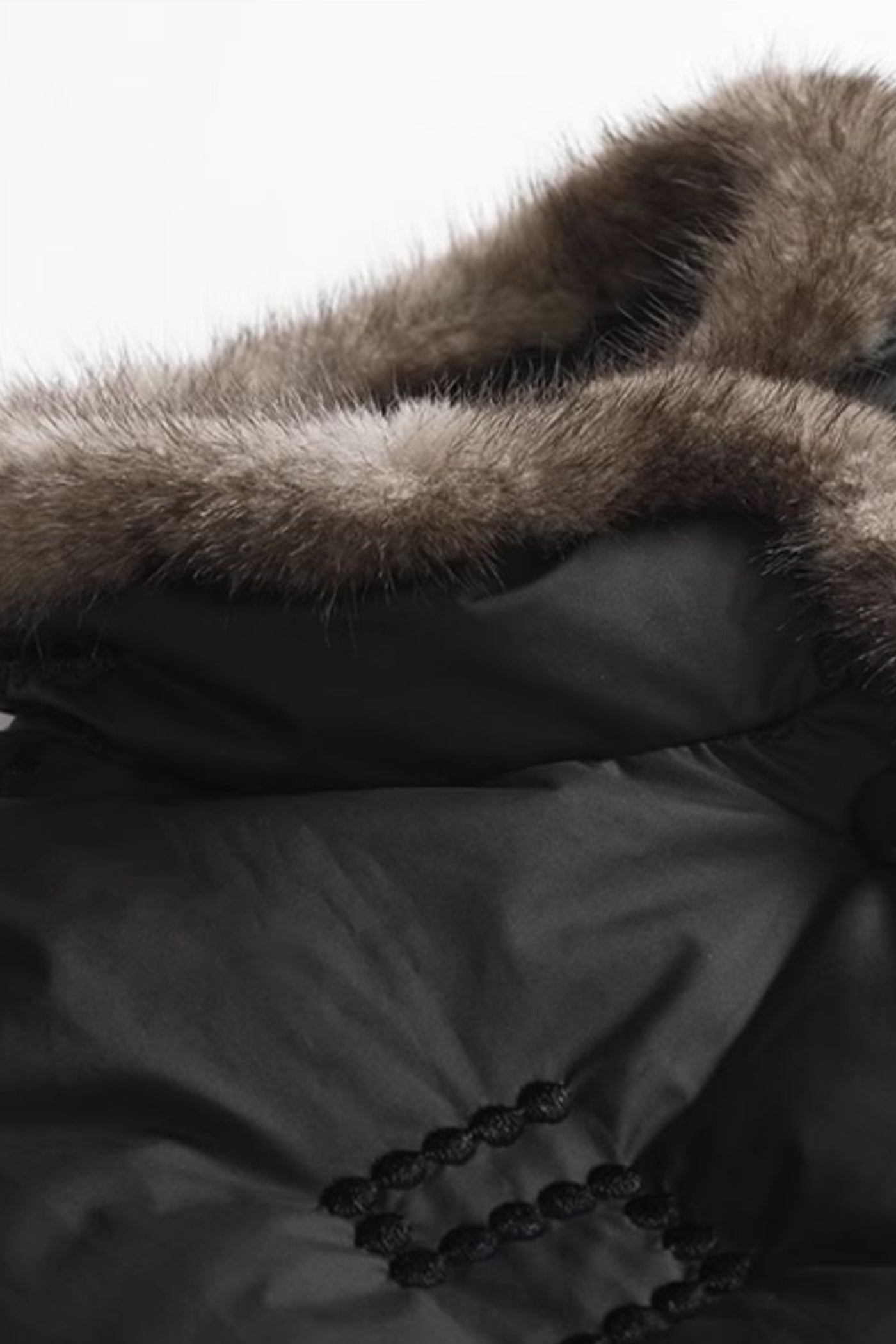 KAMILAN Women's Down Coat – 2025 Winter New White Goose Down Jacket with Mink Fur Splicing Design