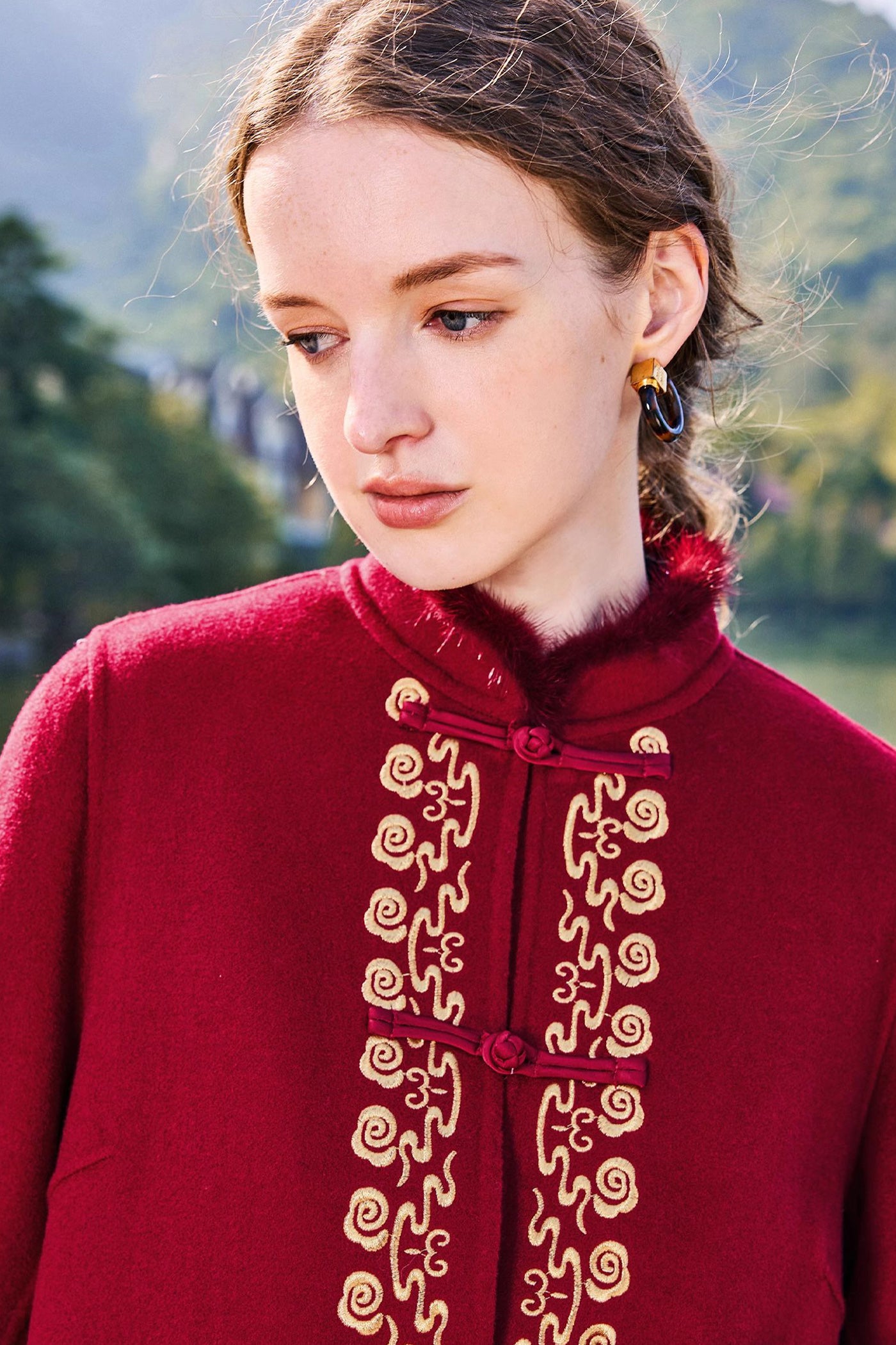 KAMILAN new Chinese-style retro embroidered sheep fur coat women's new splicing mink fur coat in autumn and winter of 2024