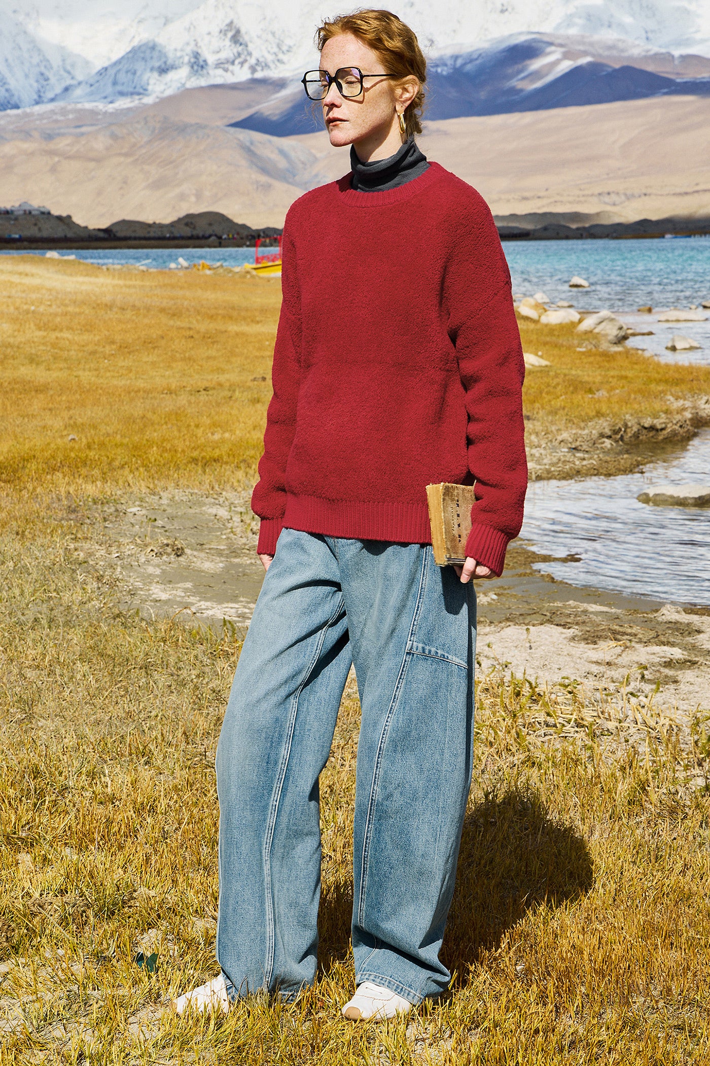 red sweater women's autumn 2025 new loose plush sweater