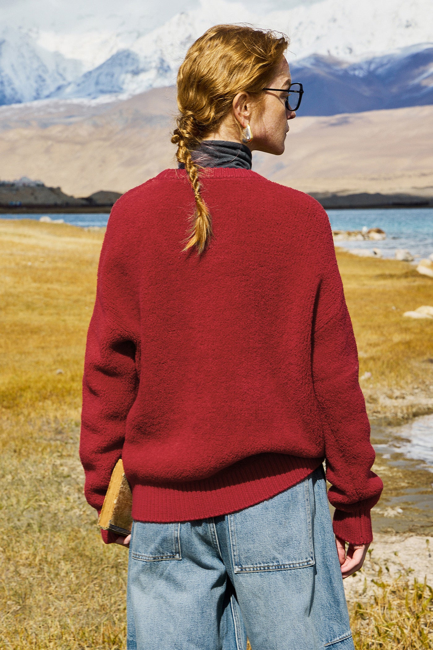 red sweater women's autumn 2025 new loose plush sweater