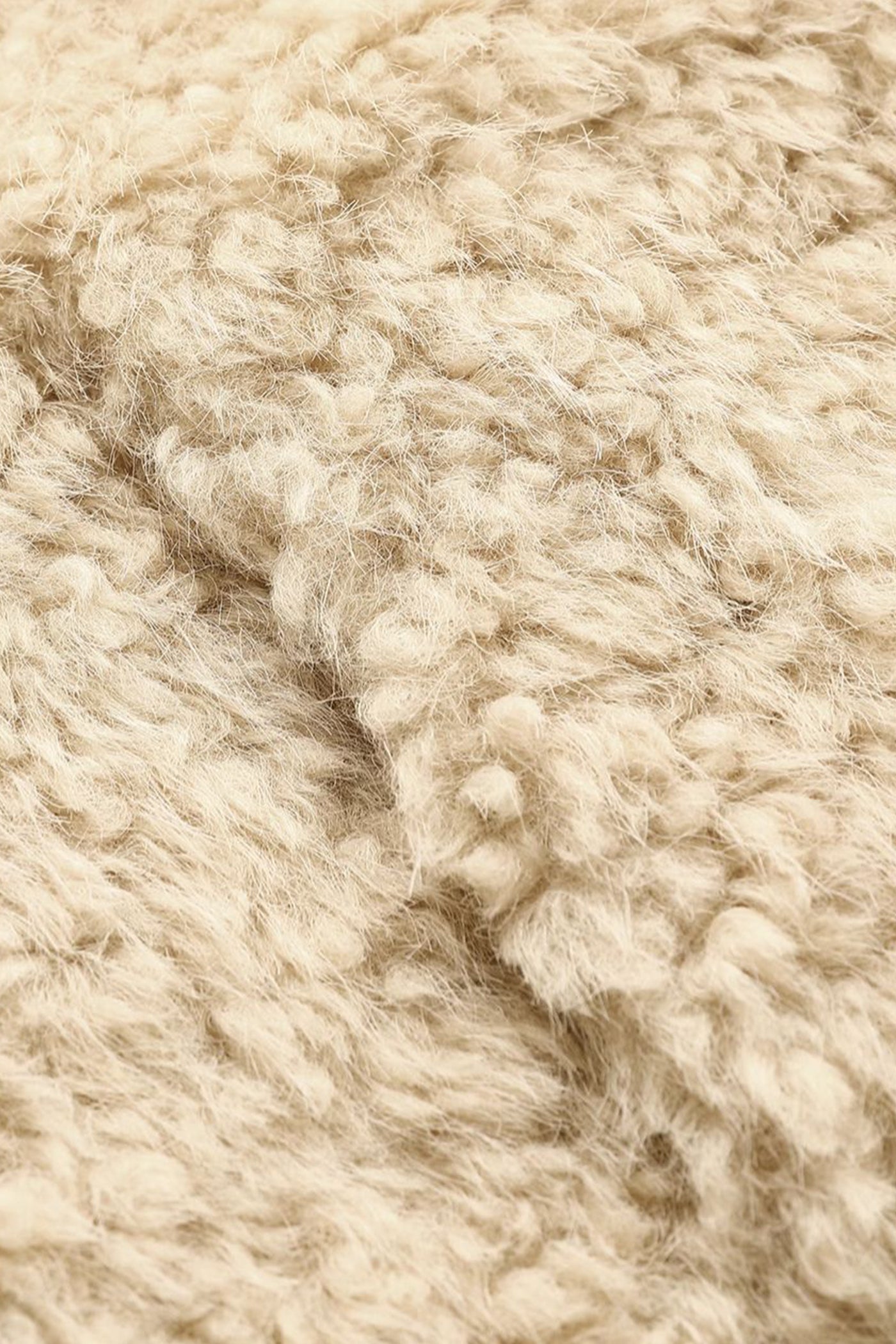 KAMILAN faux fur one V-neck environmental protection fur women's winter short warm Mao Maofaux fur coat.