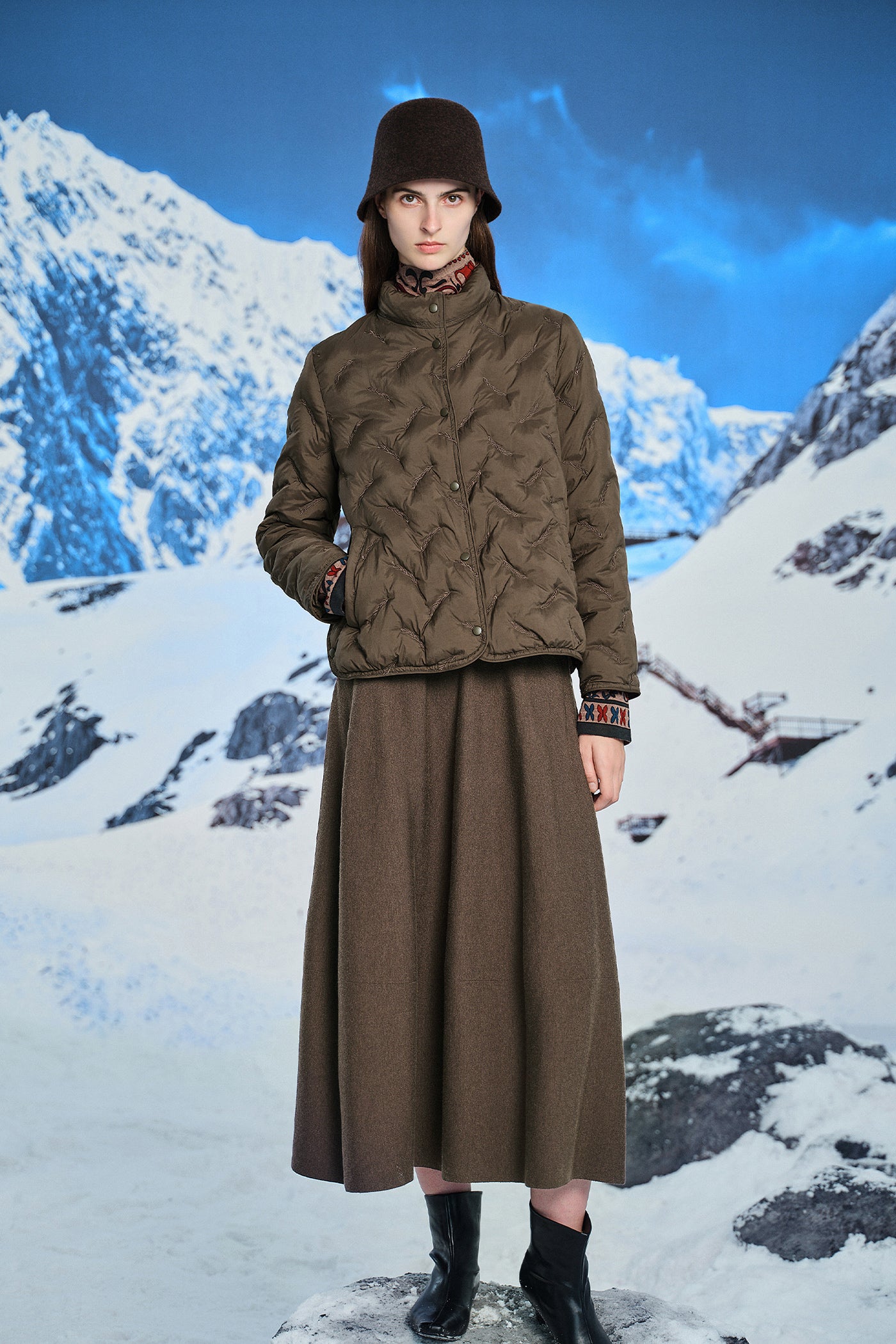KAMILAN short embroidered down jacket female 2025 winter new warm white duck down jacket