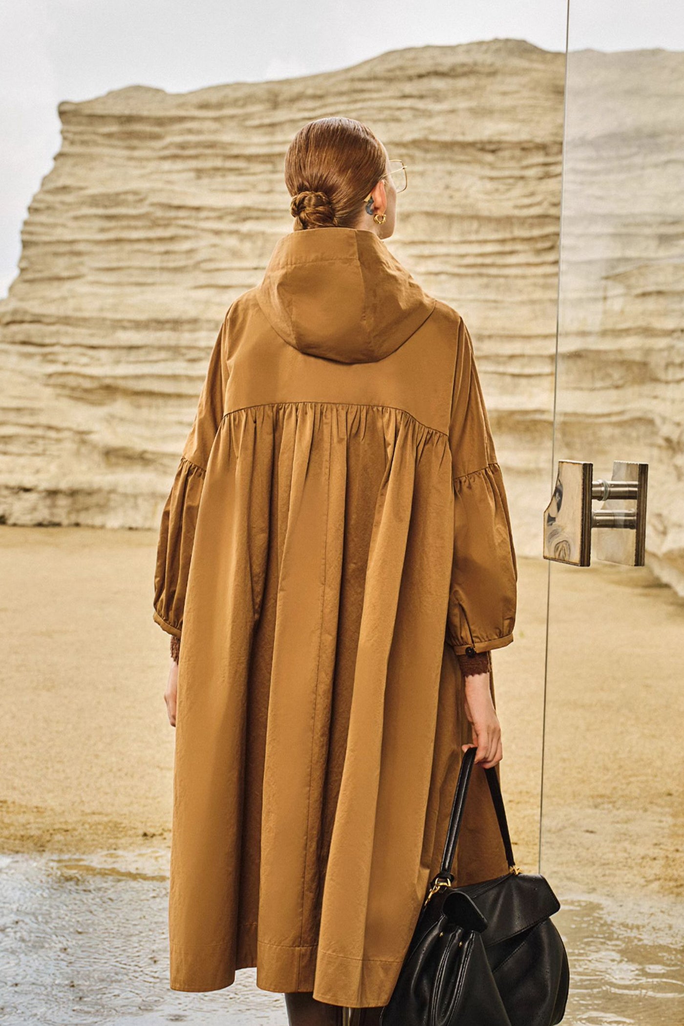 KAMILAN French style design windbreaker women's autumn 2025 new lantern sleeves long trench coat hooded.
