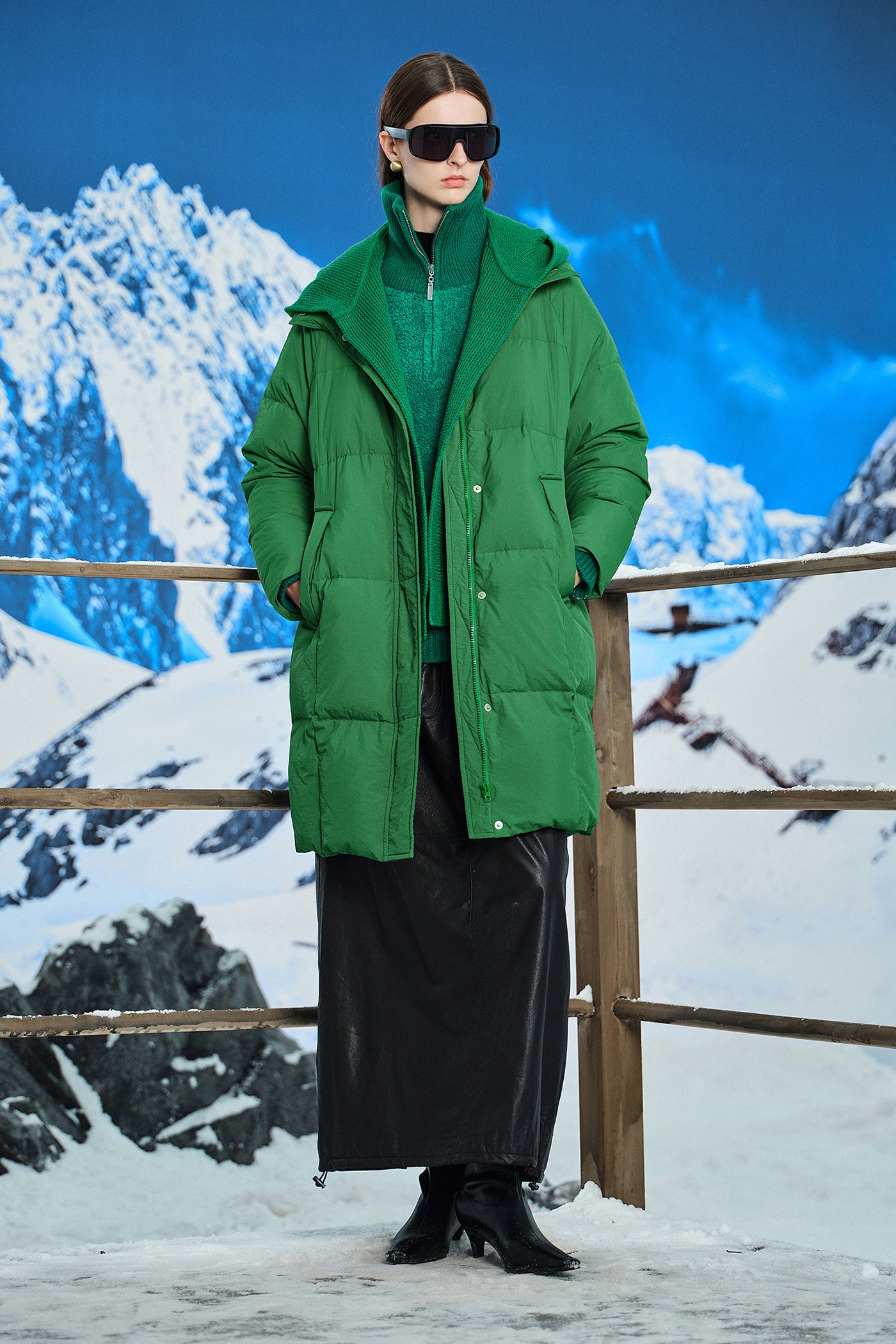 KAMILAN knitted splicing down jacket women's new style 2025 winter warm long down jacket with detachable hood. Camilan knitted splicing down jacket women's new 2024 winter warm long down jacket with detachable hood.