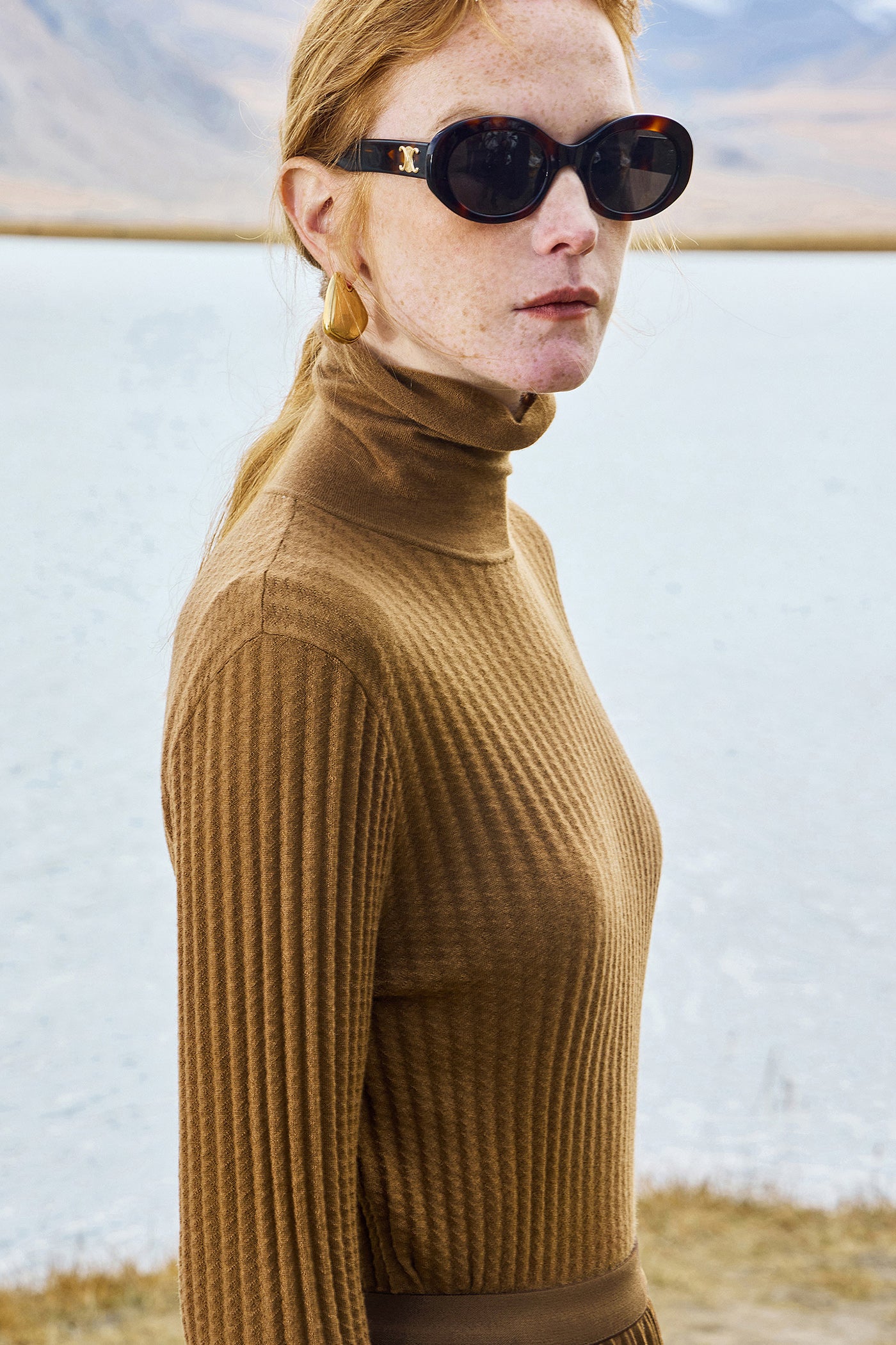 KAMILAN Elegant Versatile Turtleneck Sweater for Women – 2025 Fall New High-Neck Knit Base Layer Top