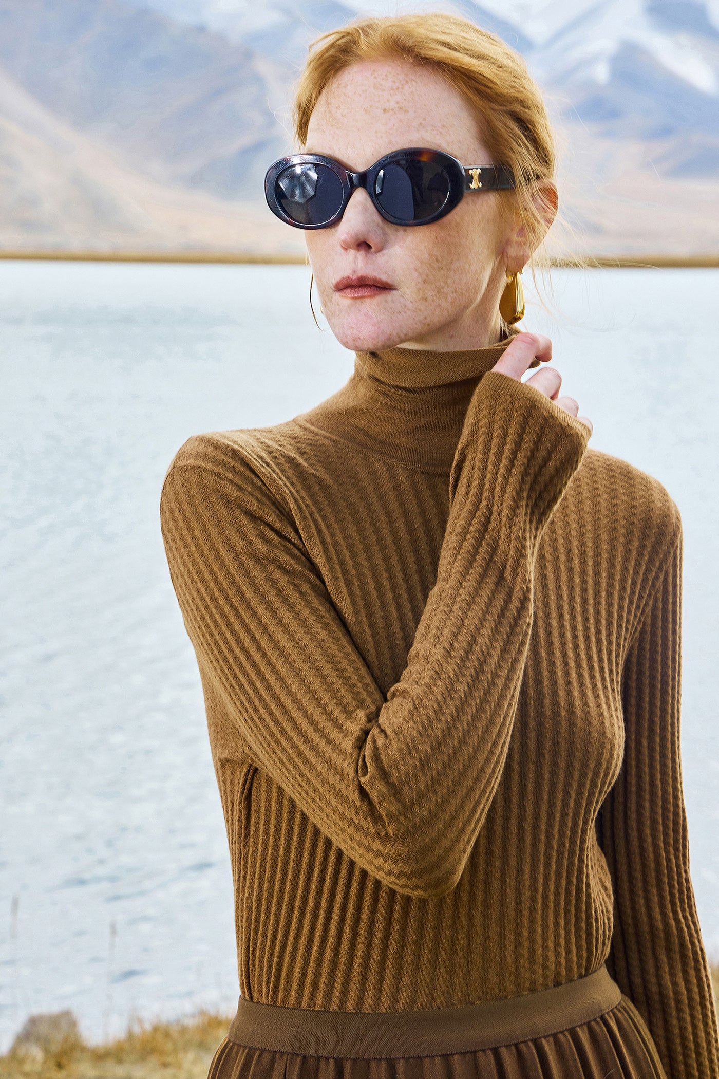 KAMILAN Elegant Versatile Turtleneck Sweater for Women – 2025 Fall New High-Neck Knit Base Layer Top
