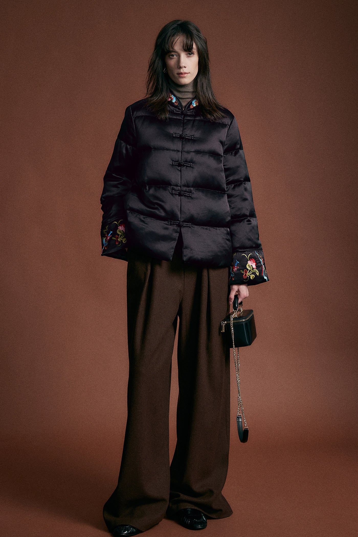 KAMILAN Women's Short Vintage New Chinese Style Embroidered White Duck Down Jacket 2025 Winter Puffer Coat