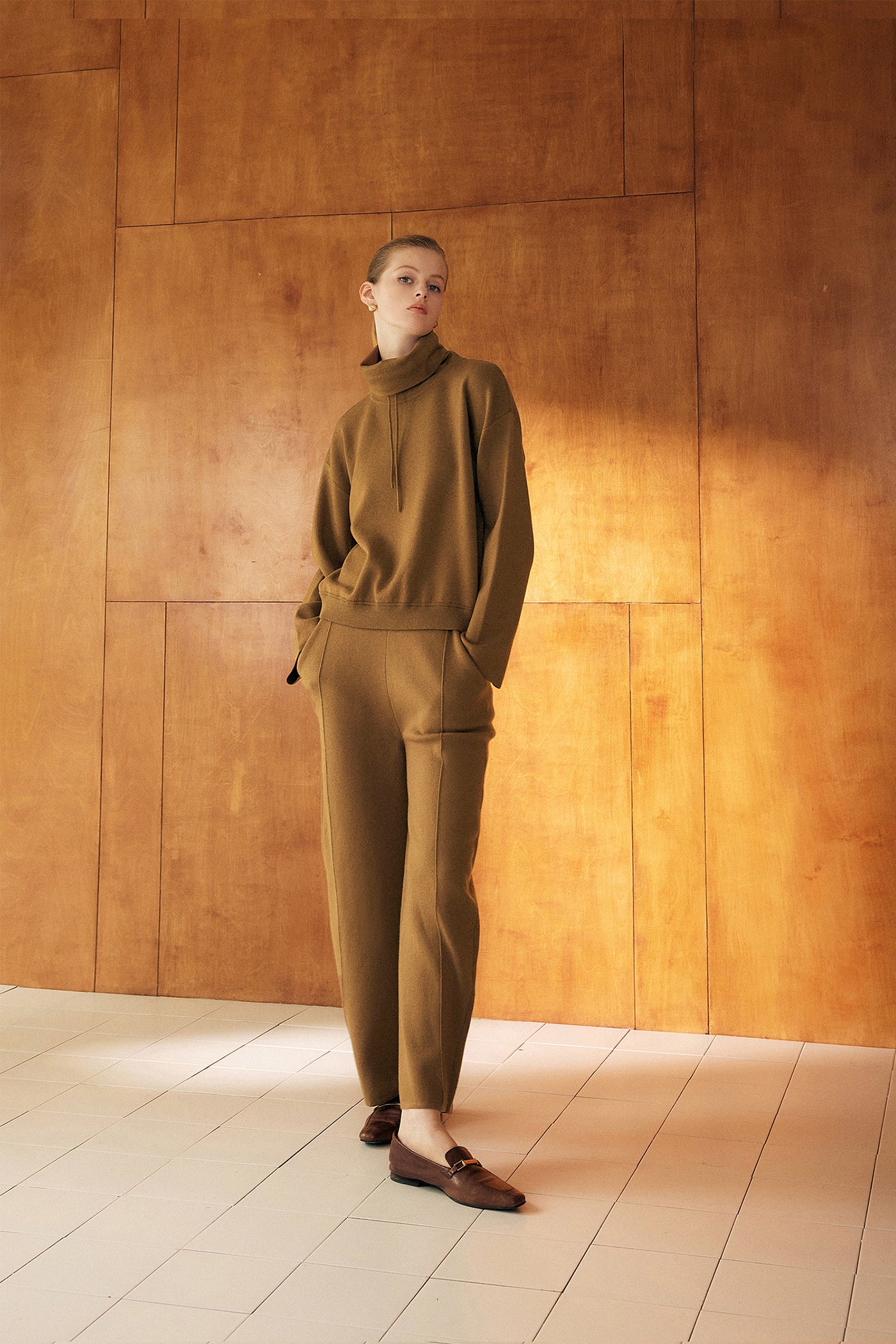 KAMILAN French Minimalist Sweatshirt Set – 2025 Autumn New Casual Top & Pants Outfit for Women