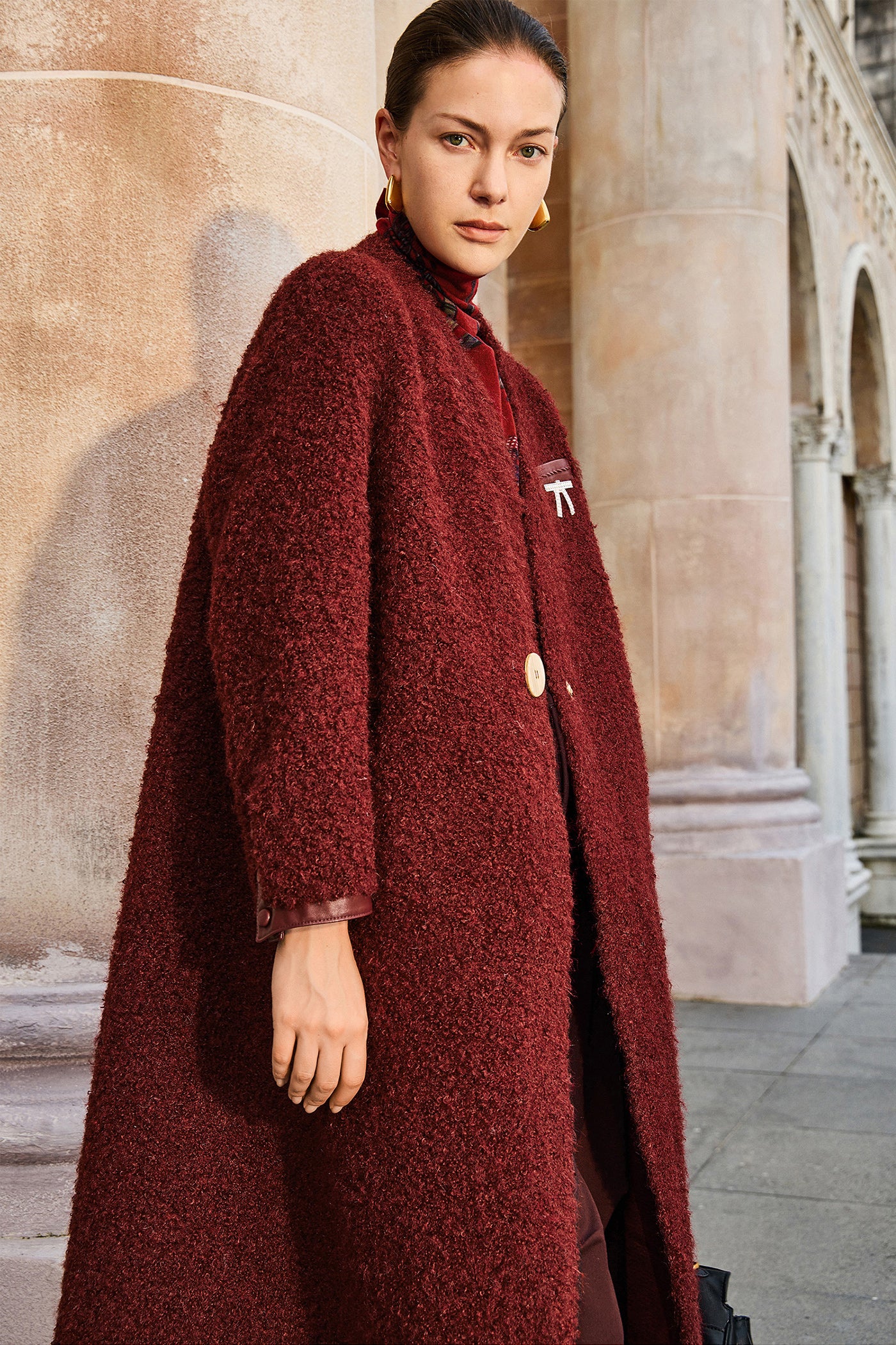 KAMILAN Women's Oversized Fur Coat – 2025 Winter Fashion Mid-Length Warm Overcoat, Below the Knee