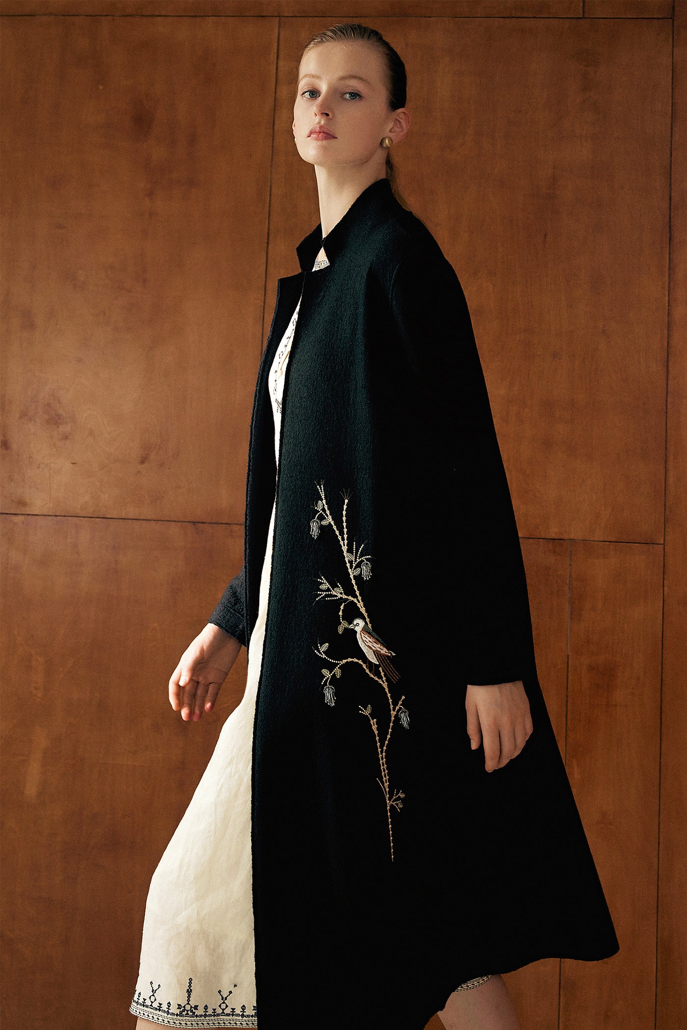 KAMILAN Women's Long Wool Coat – 2025 Autumn New Embroidered Woolen Overcoat