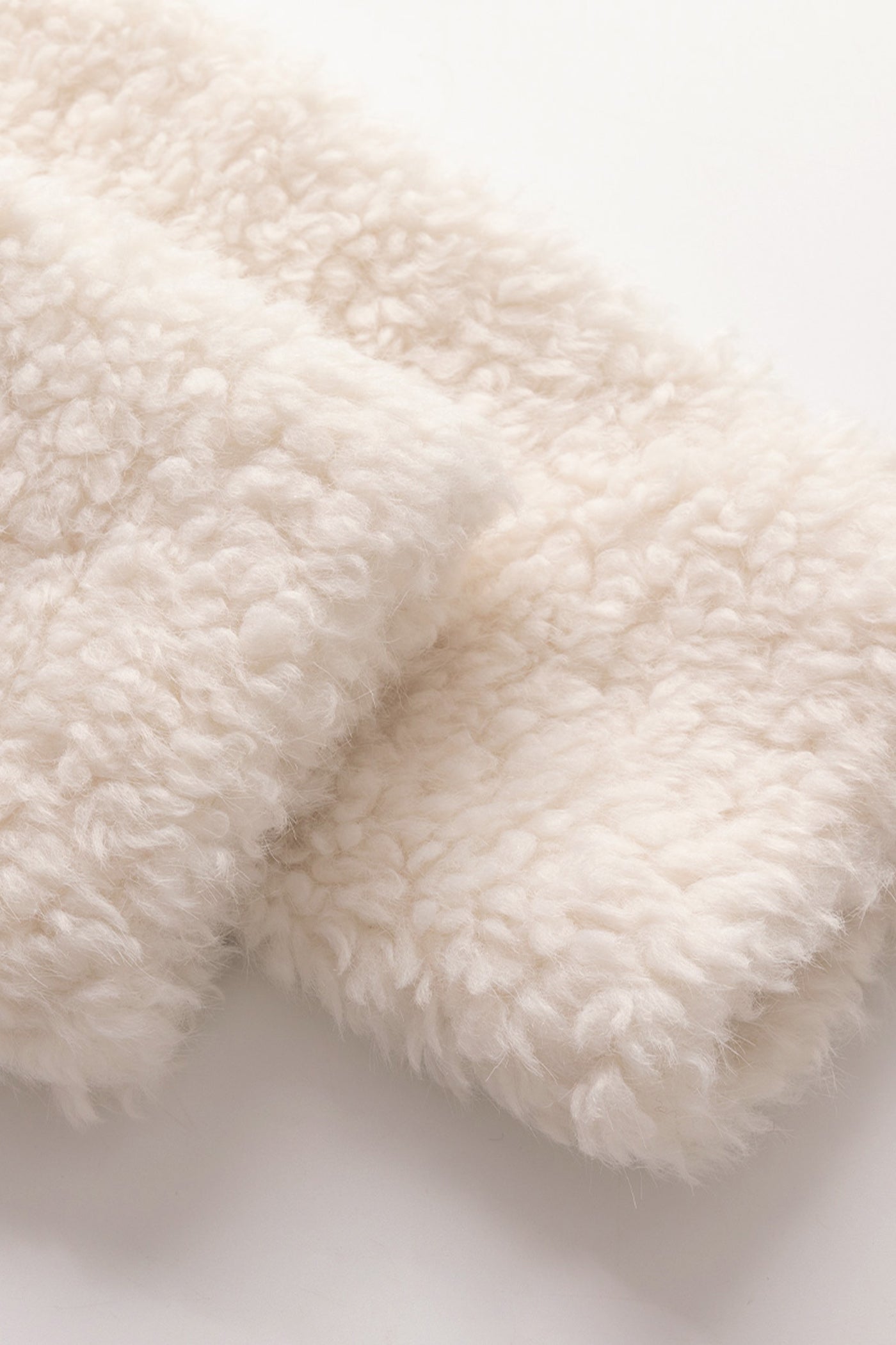KAMILAN 2025 Winter Faux Shearling Jacket | Short Eco-Friendly Fur Coat for Women