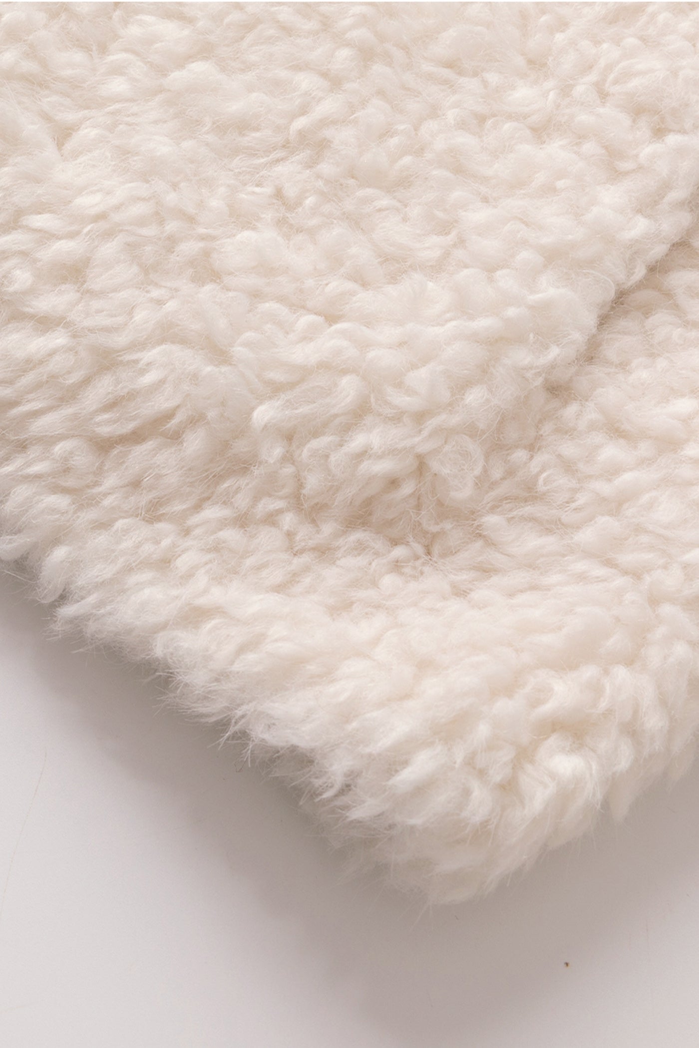 KAMILAN 2025 Winter Faux Shearling Jacket | Short Eco-Friendly Fur Coat for Women
