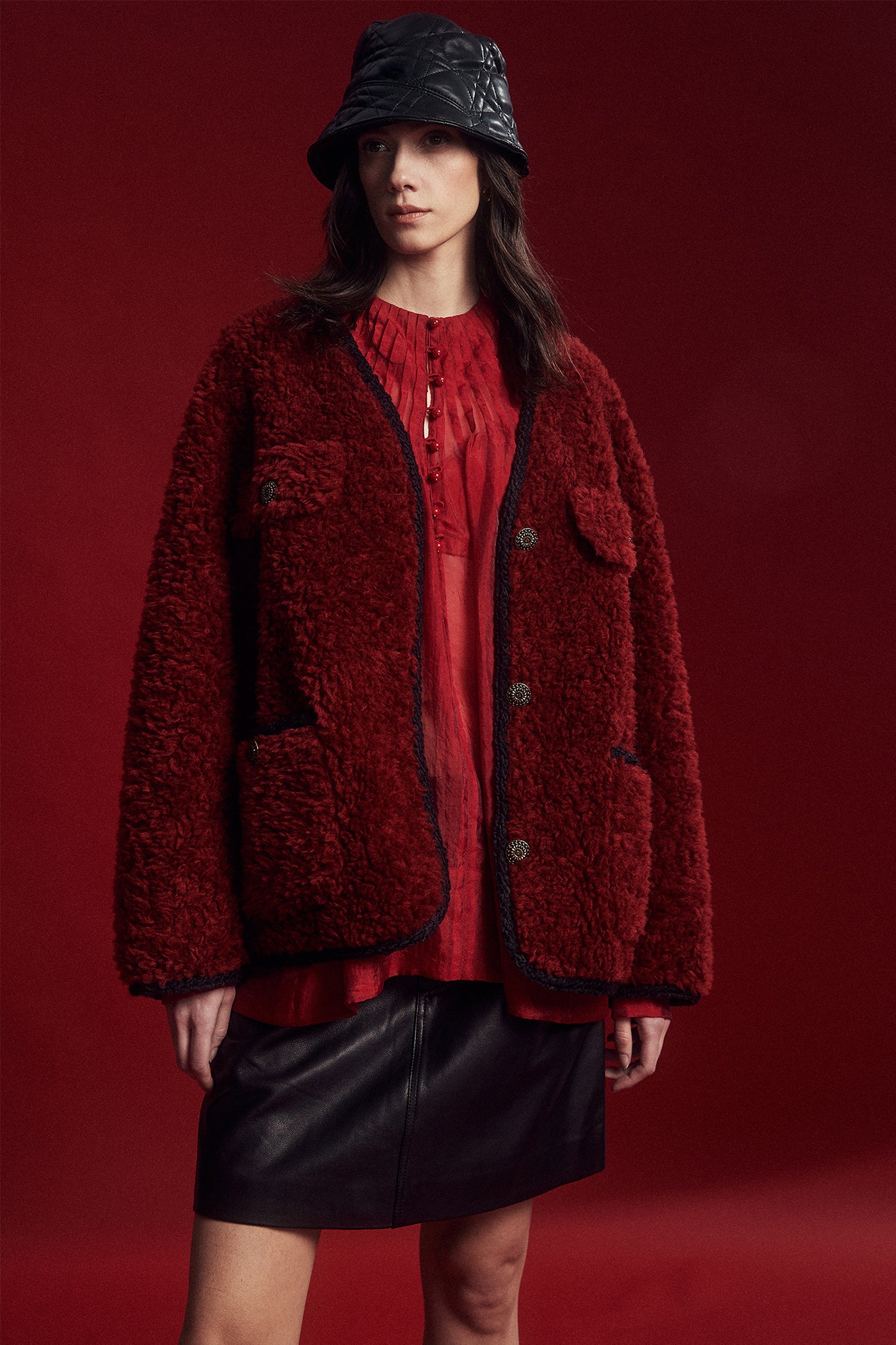 KAMILAN Women's Short Shearling Jacket – 2025 Winter Fashion Warm Fur Coat in Versatile Style