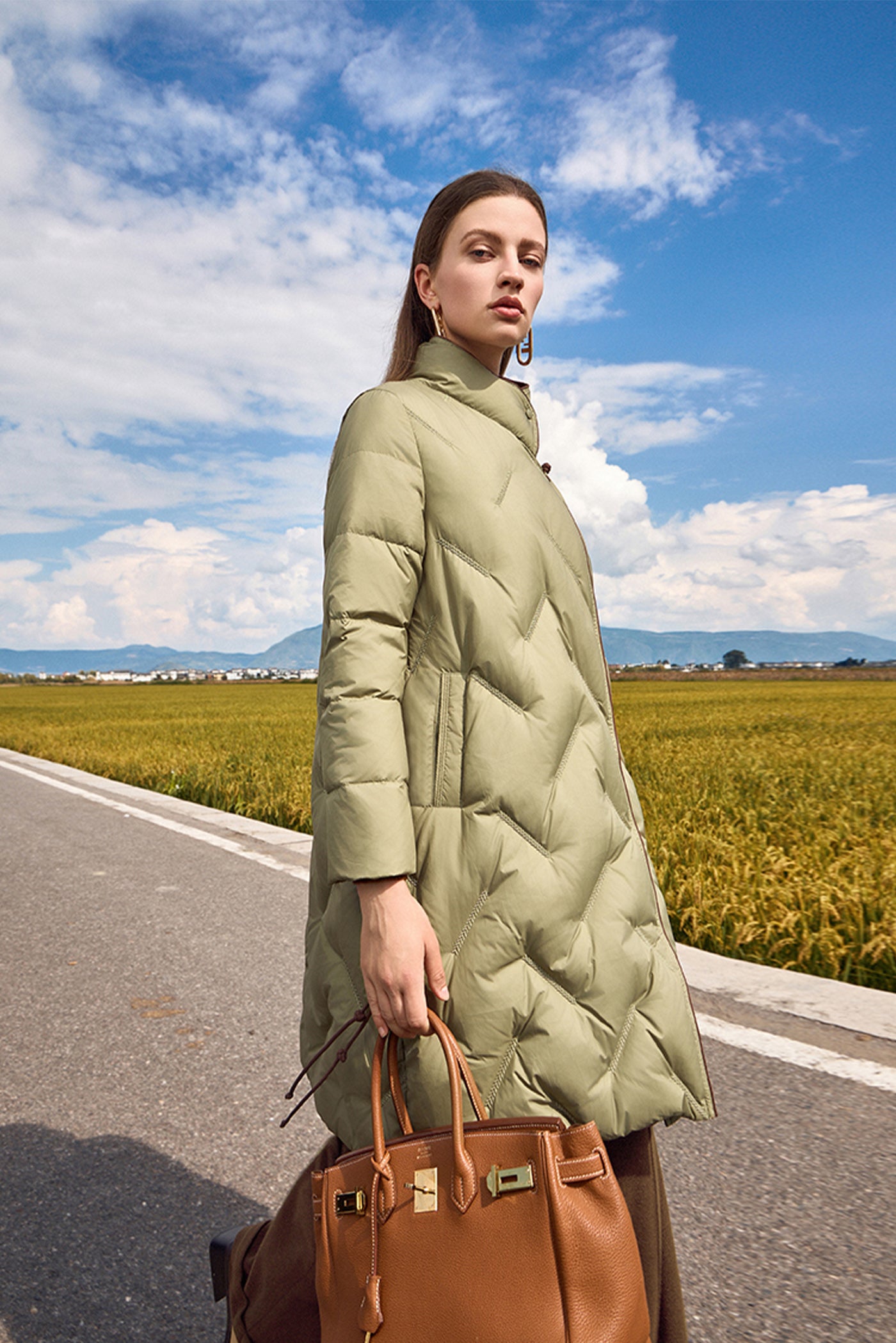 KAMILAN Premium Down Coat Autumn/Winter Collection Stylish and Elegant Warm Puffer Jacket