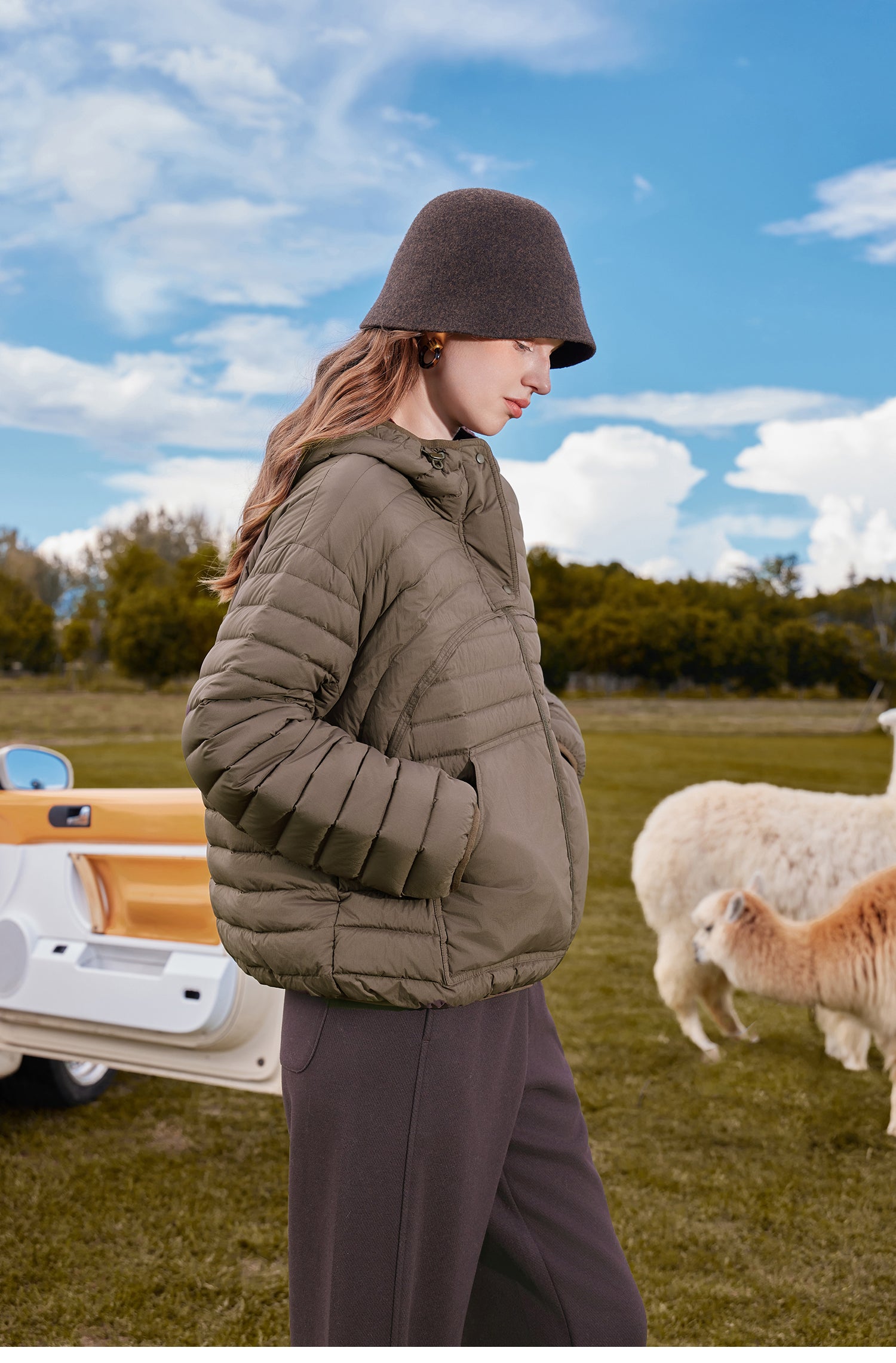 KAMILAN Women's Black Hooded Patchwork Short Down Jacket 2025 Winter New White Duck Down Warm Coat