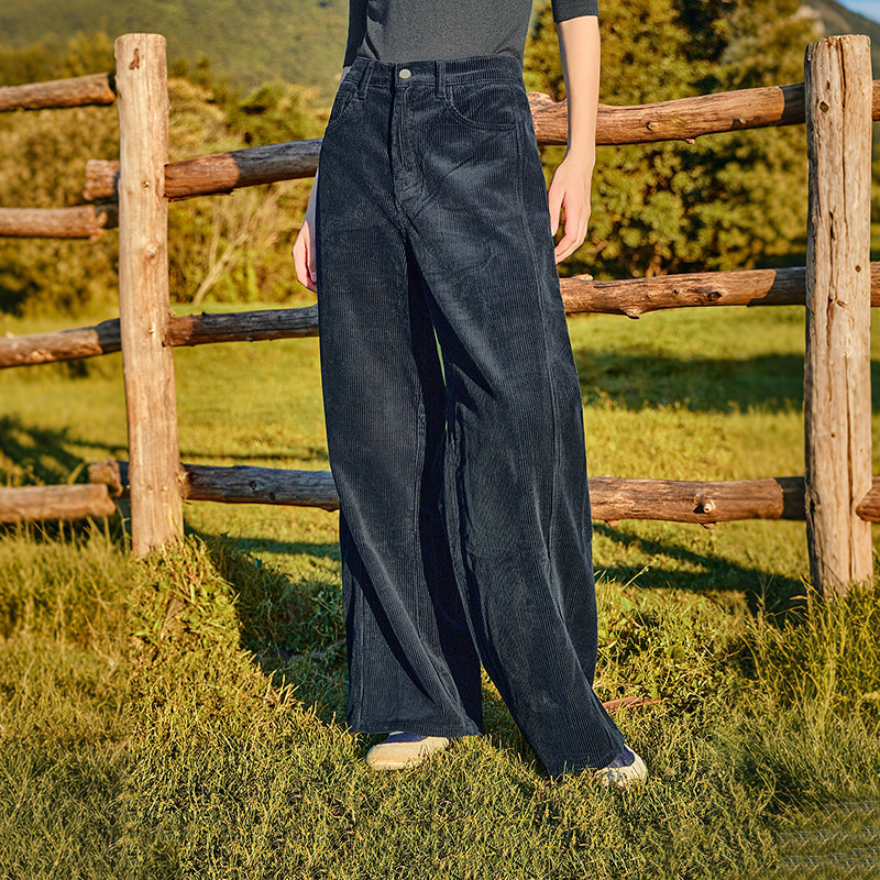 KAMILAN Woolen twill pants - New autumn 2025 collection. High-waisted, wide-leg pants. Loose, straight fit. Casual long pants. Floor-length.