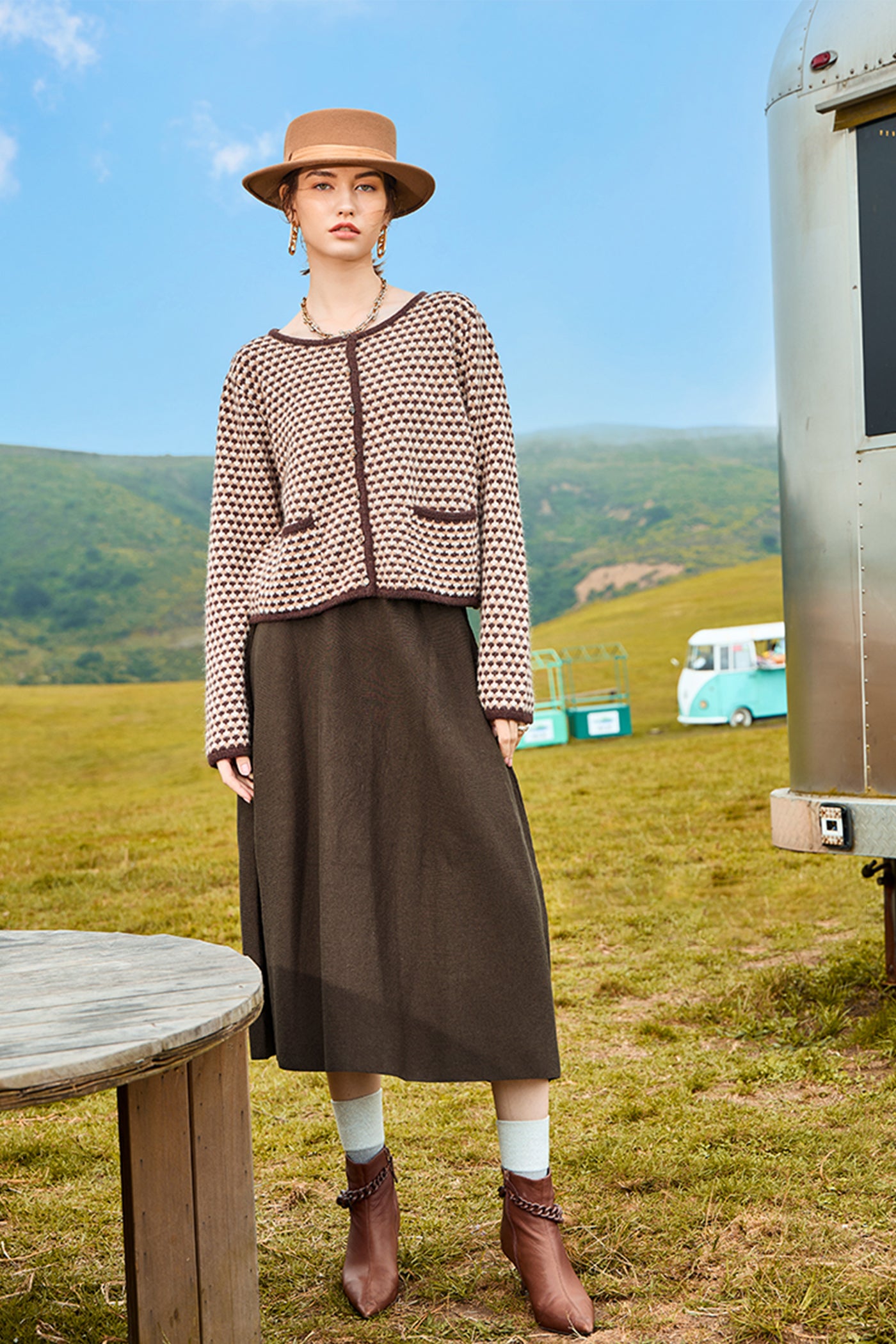 KAMILAN French Chic Wool Knit Cardigan – 2025 Autumn New Short Tweed-Inspired Sweater Jacket